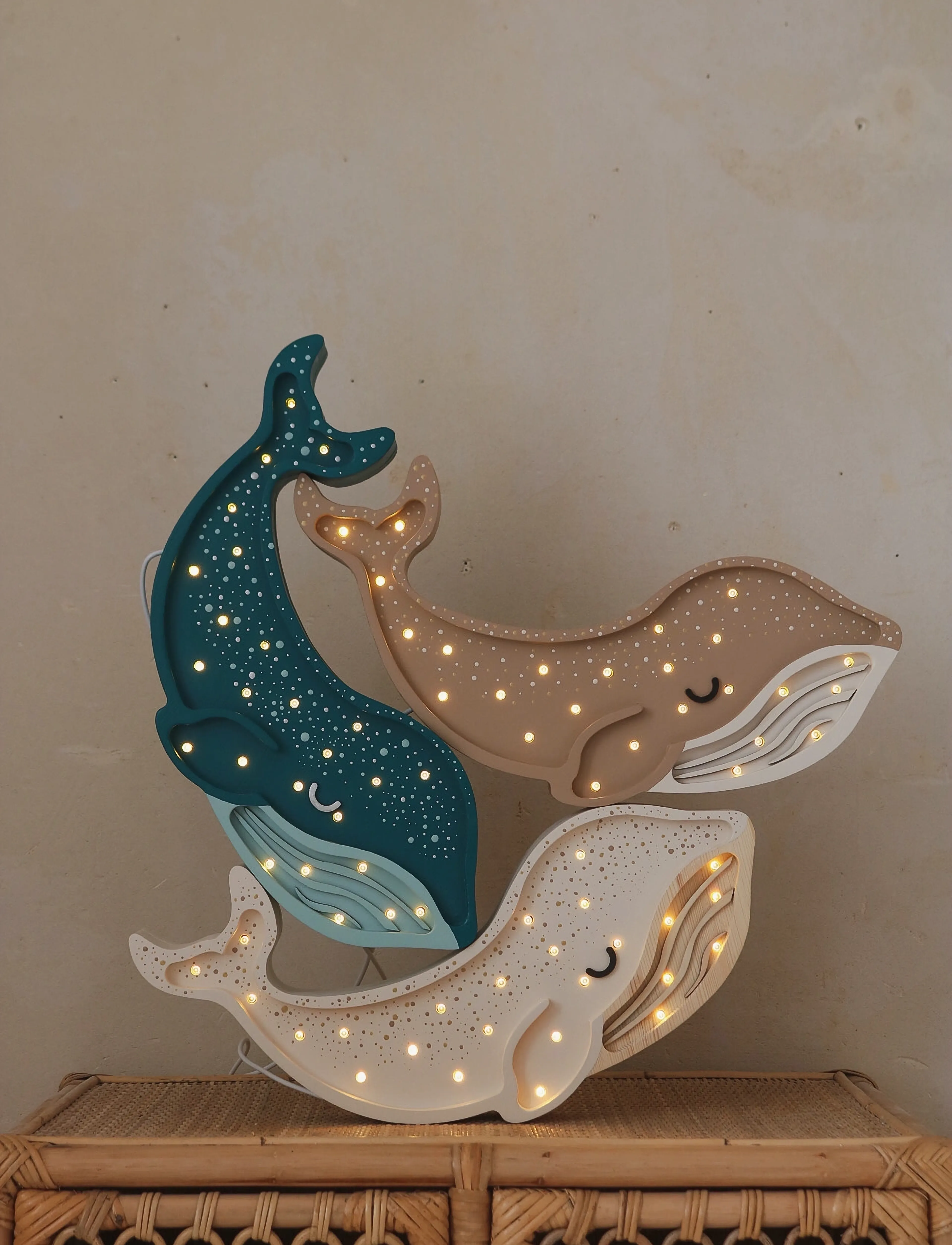 Little Lights Whale Lamp | Galaxy Teal, Bordlampe, Blå, Str: 40X5.5X15.5CM