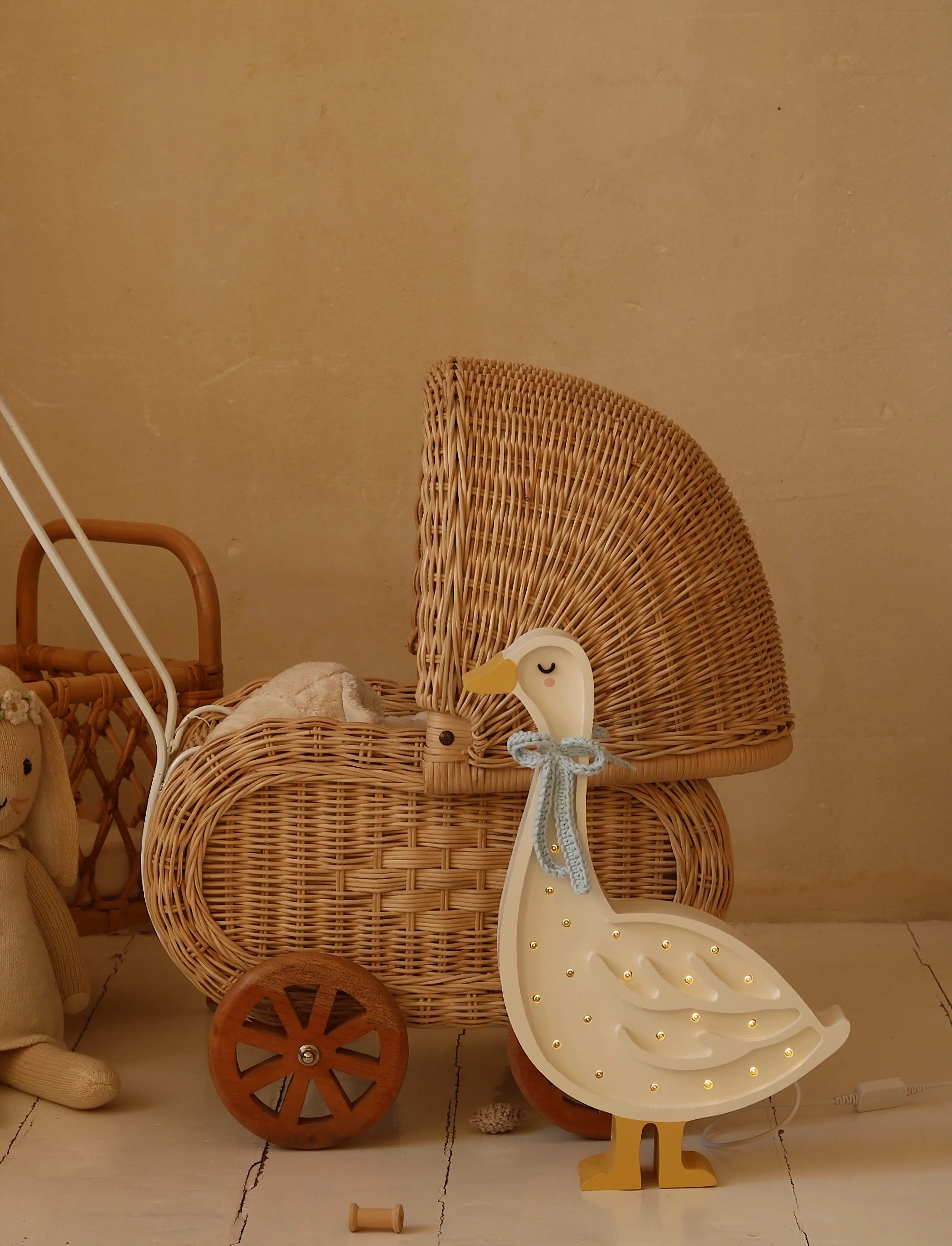 Little Lights Goose Lamp | Cottage Blue Bow, 24.5X39.5X5.5 cm, Lighting, Creme - Table Lamps, Kinder