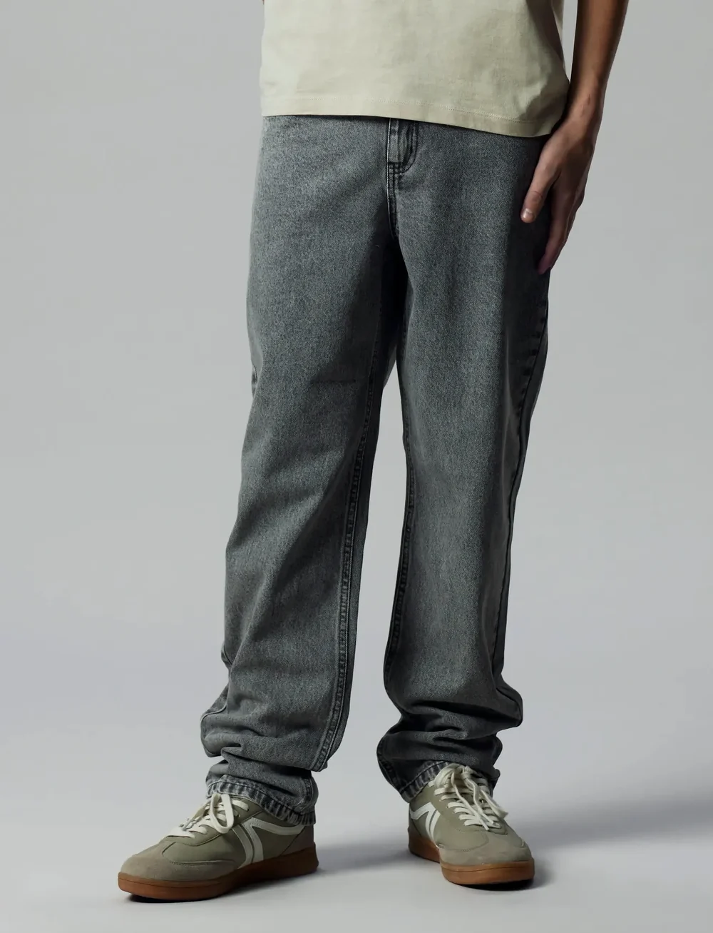 LMTD - NLMTONEIZZA DNM DAD STRAIGHT PANT NOOS - hosen mit weitem bein - light grey denim - 5