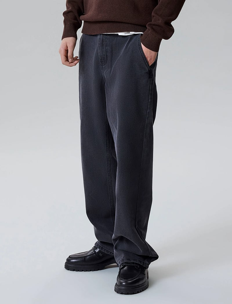 LMTD - NLMTOIZZA DNM LOOSE PANT NOOS - alt laienevad teksad - black denim - 3