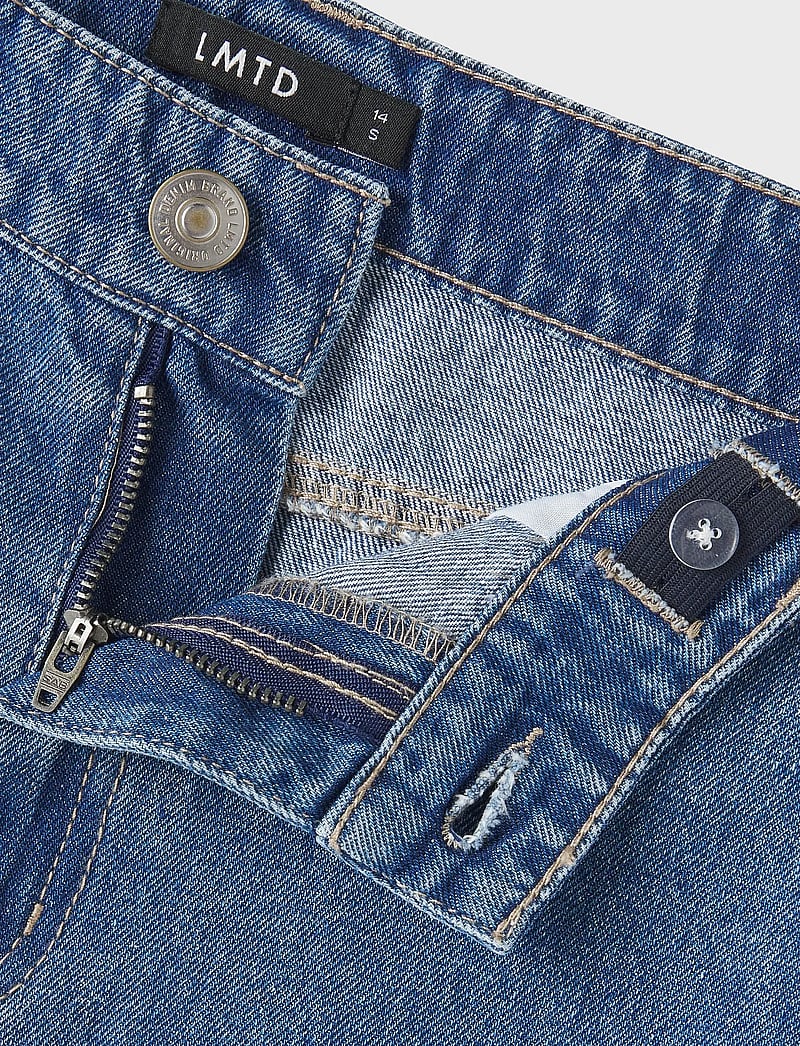 LMTD - NLMTOIZZA DNM LOOSE PANT NOOS - alt laienevad teksad - medium blue denim - 4