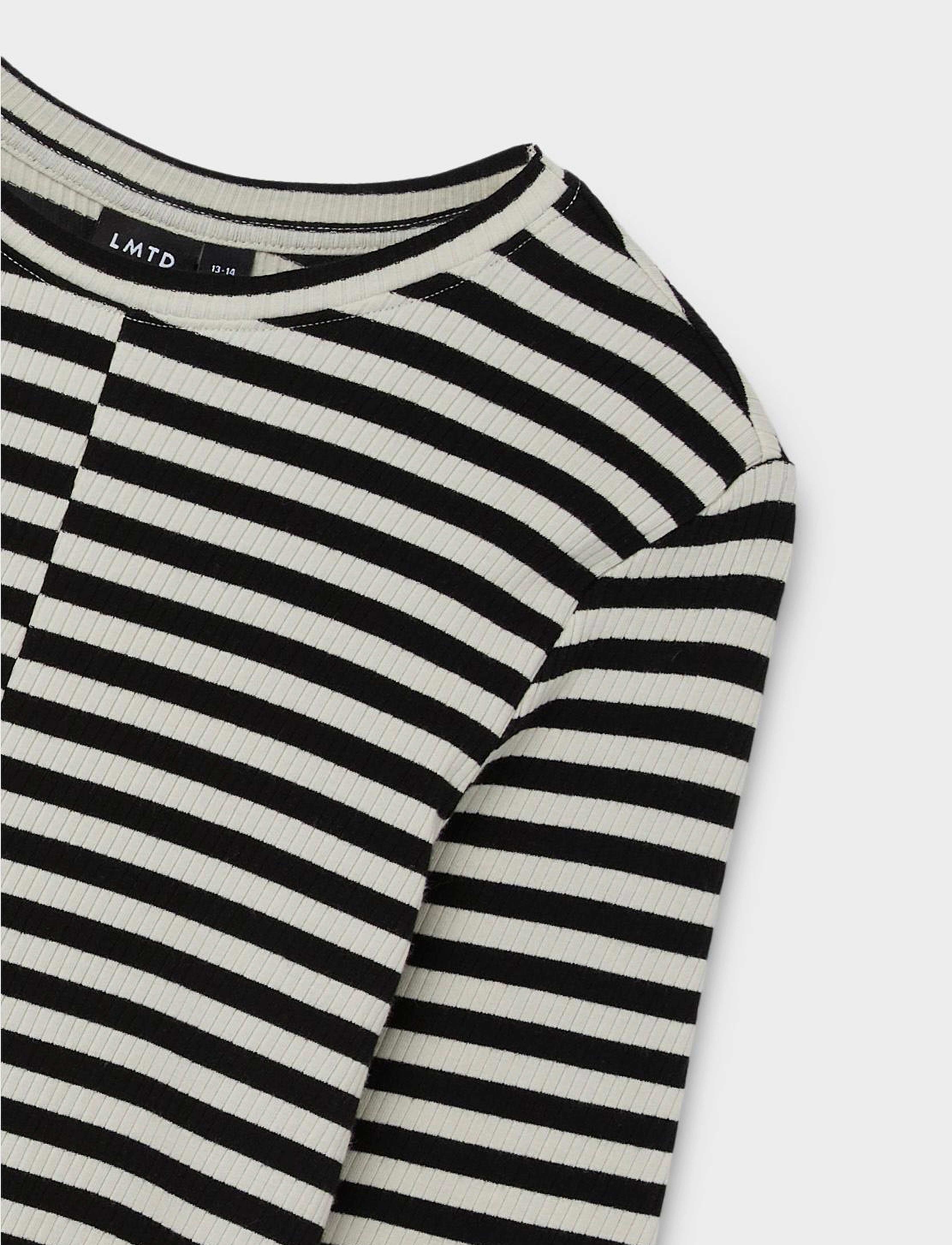 LMTD - NLFUNEVENDALLAS LS S SHORT TOP - black - 2