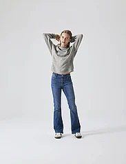 LMTD - NLFTARIANNE DNM NW BOOTCUT PANT NOOS - platėjantys džinsai - light blue denim - 2