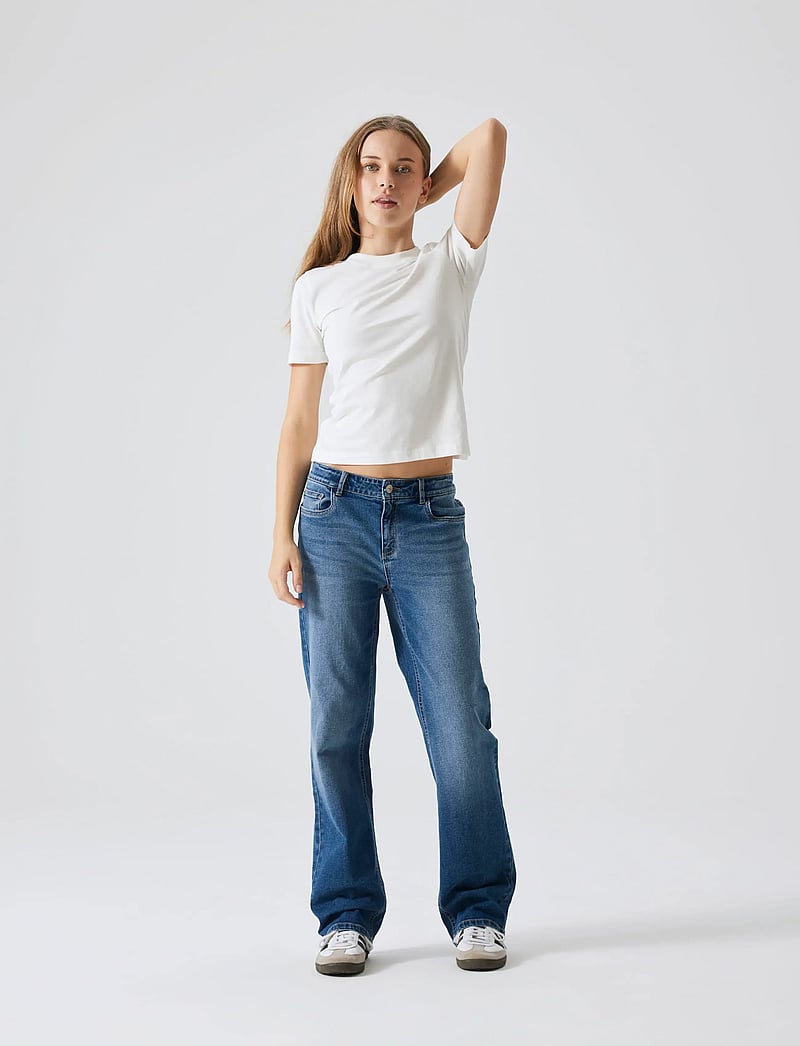 LMTD - NLFTARIANNES DNM LW STRAIGHT PANT NOOS - regular jeans - dark blue denim - 5