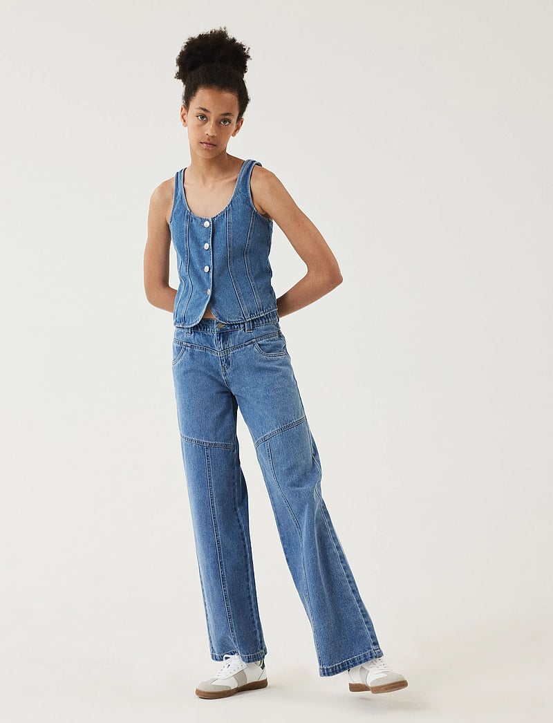 LMTD - NLFSKATIZZA DNM STRAP VEST - västar - medium blue denim - 3