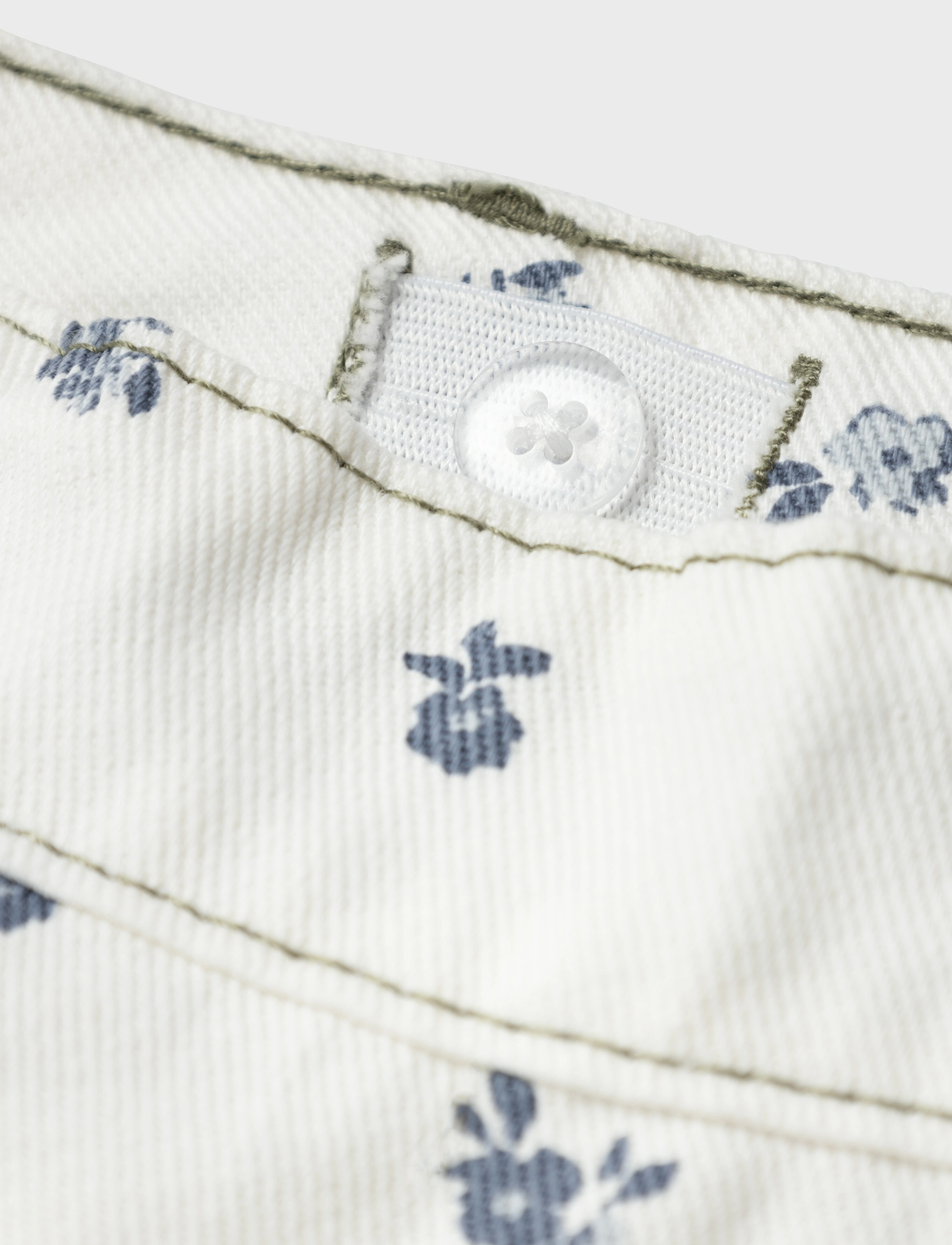 LMTD - NLFUTIZZAFLOW TWI HW SHORTS - white alyssum - 3