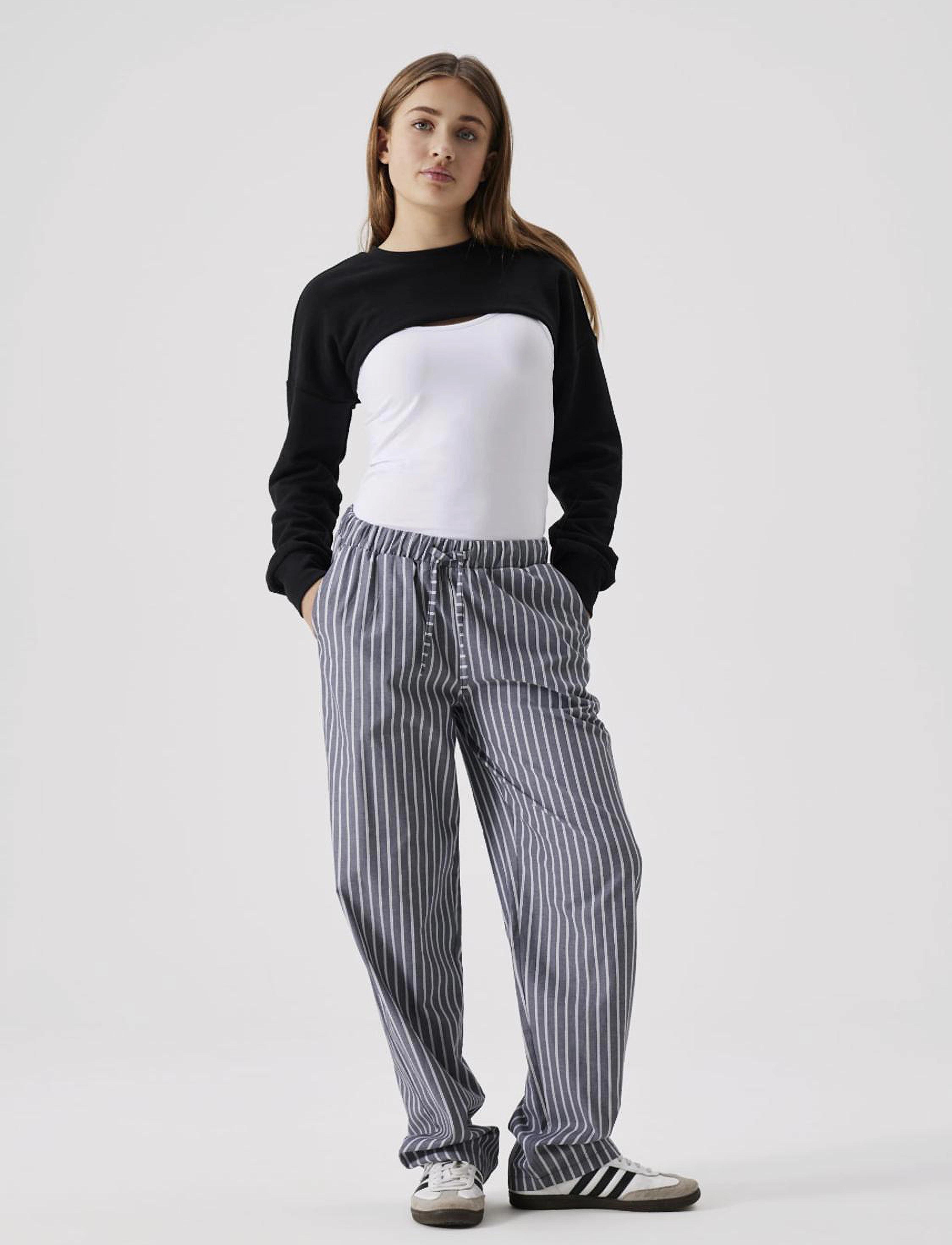 LMTD - NLFBAJA LS SHRUG - black - 2