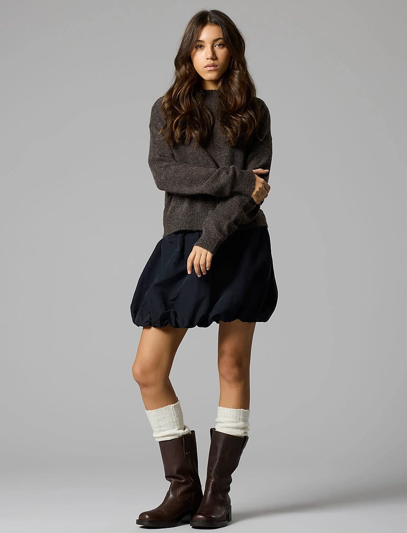 LMTD - NLFLODET LS SHORT KNIT NOOS - pullover - chocolate brown - 4