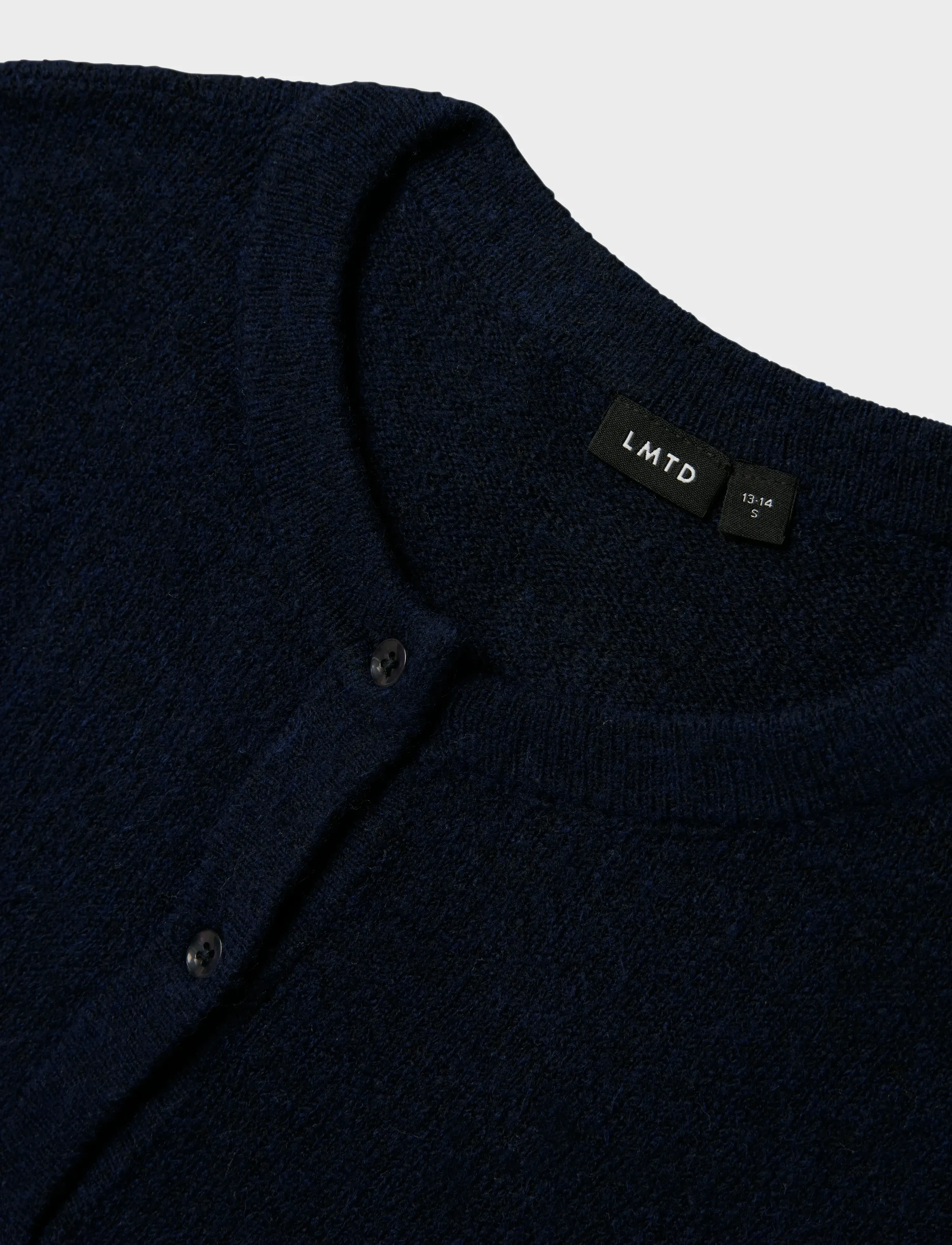 LMTD - NLFLODET LS SHORT KNIT CARDIGAN NOOS - cardigans - dark sapphire - 3