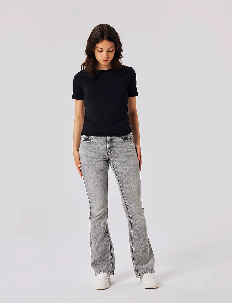 LMTD - NLFTIANNA DNM LW BOOTCUT PANT NOOS - vida jeans - light grey denim - 3