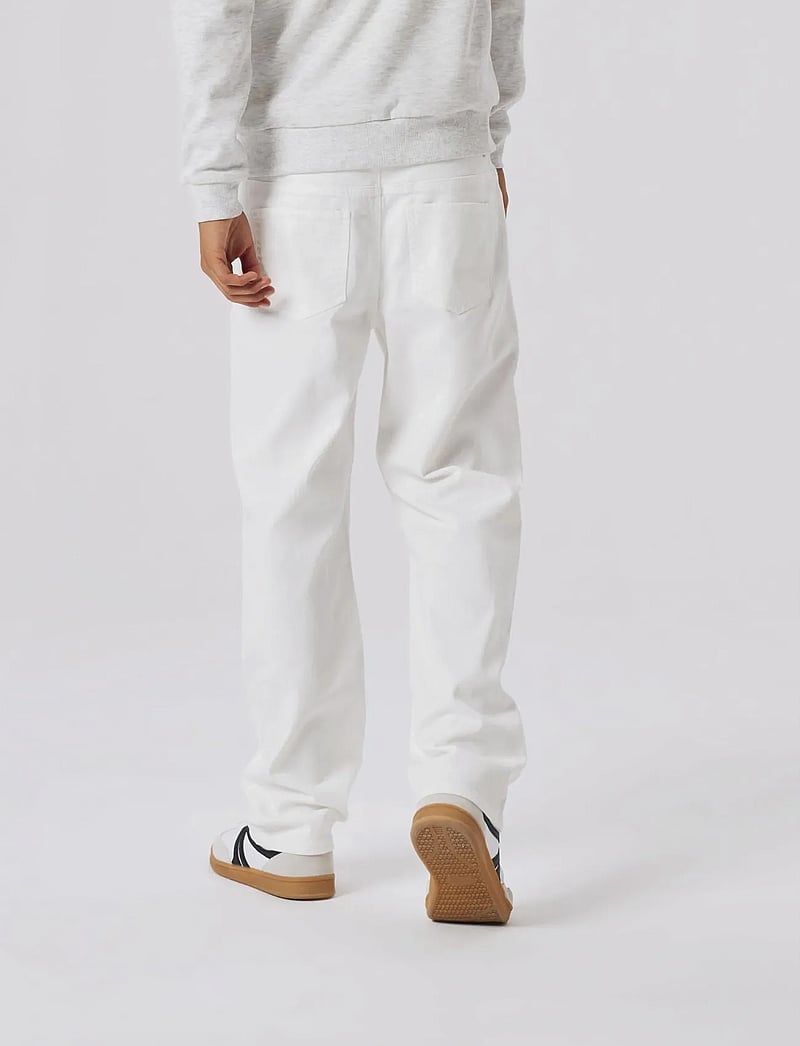 LMTD - NLMTAZZA TWI DAD STRAIGHT PANT NOOS - regular jeans - bright white - 4