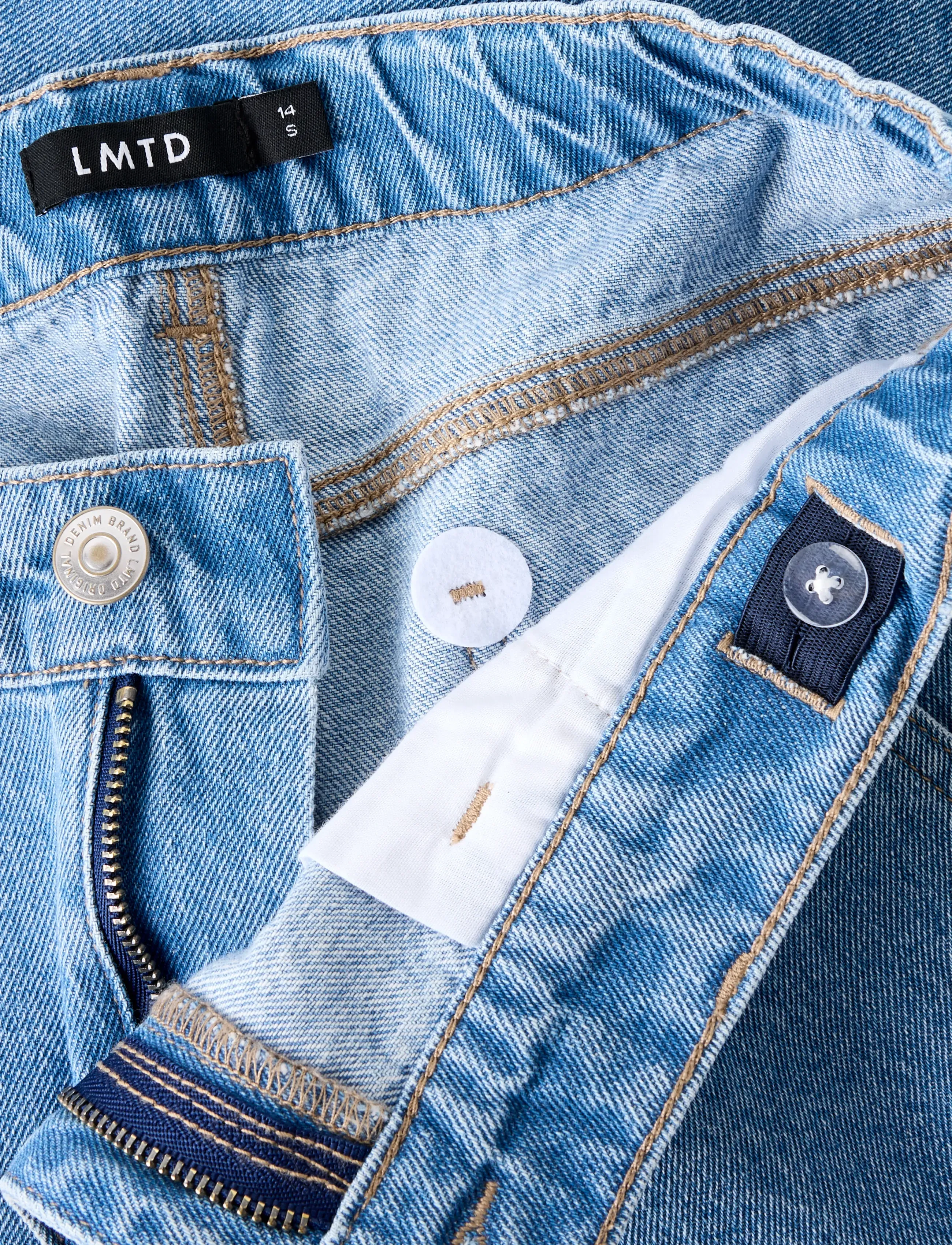 LMTD - NLNTOIZZA DNM LONG SHORTS NOOS - jeansshorts - light blue denim - 4