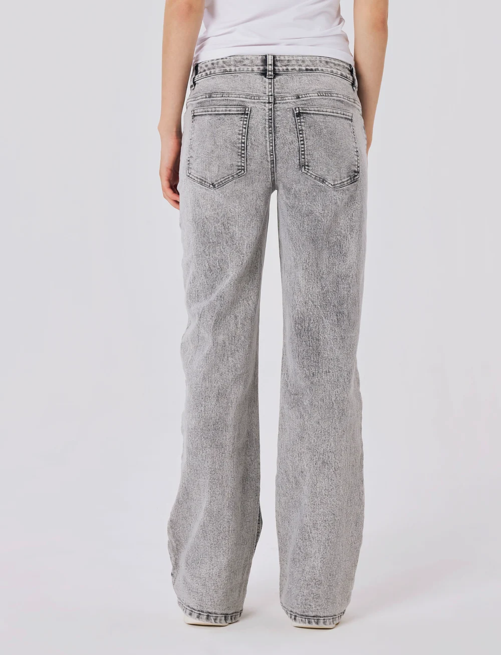 LMTD - NLFTIANNA DNM LW WIDE PANT NOOS - laia säärega teksad - light grey denim - 3