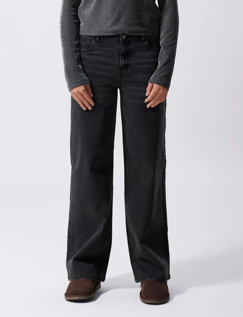 LMTD - NLFTEPPI DNM NW WIDE PANT NOOS - hosen mit weitem bein - black denim - 4