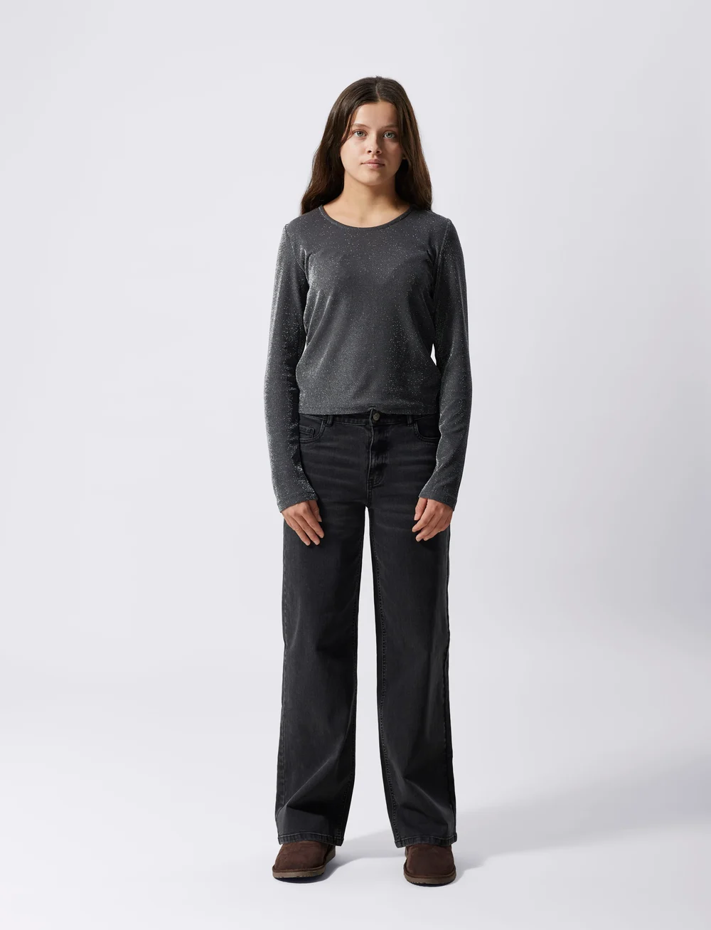 LMTD - NLFTEPPI DNM NW WIDE PANT NOOS - hosen mit weitem bein - black denim - 5