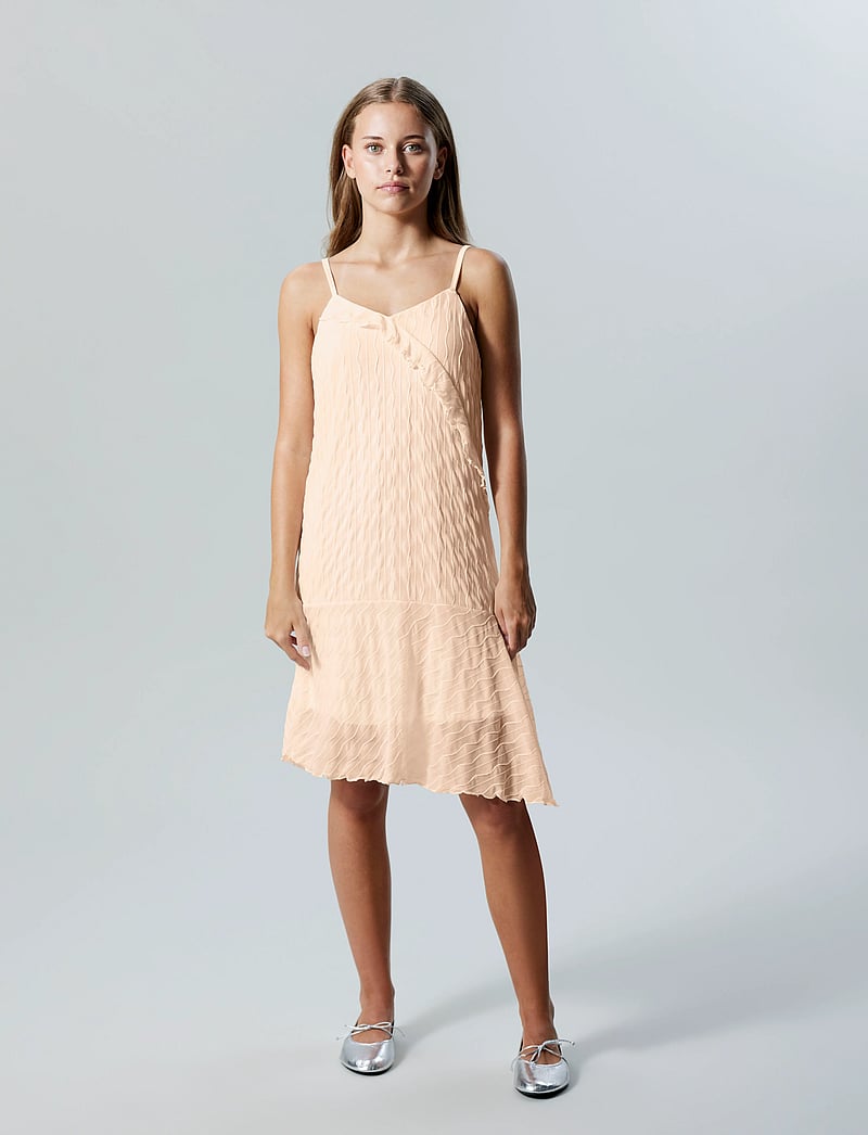 LMTD - NLFHULLU SHORT STRAP DRESS - festklänningar - pink marshmallow - 0