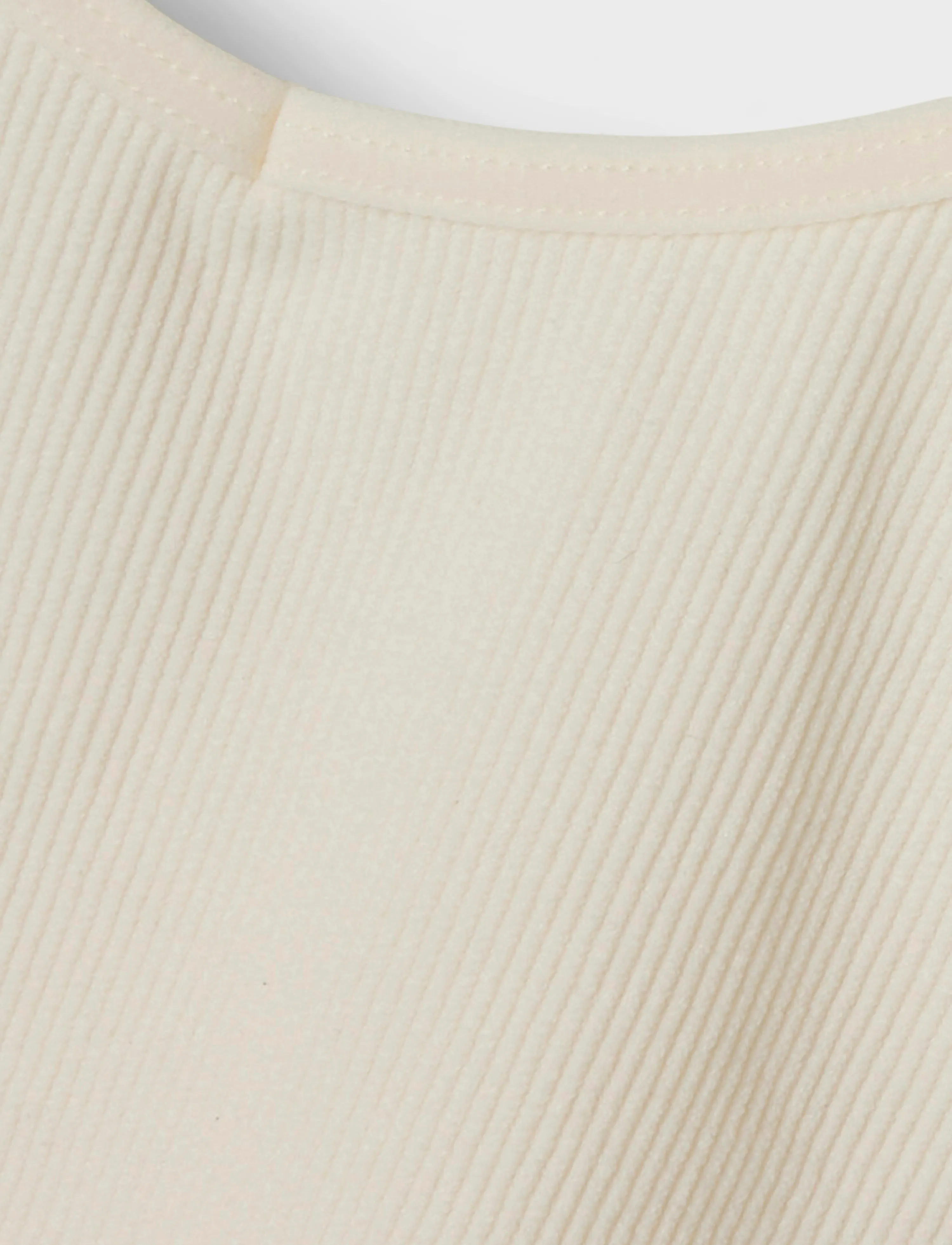 LMTD - NLFKAILEY RIB BRALETTE NOOS - white alyssum - 2