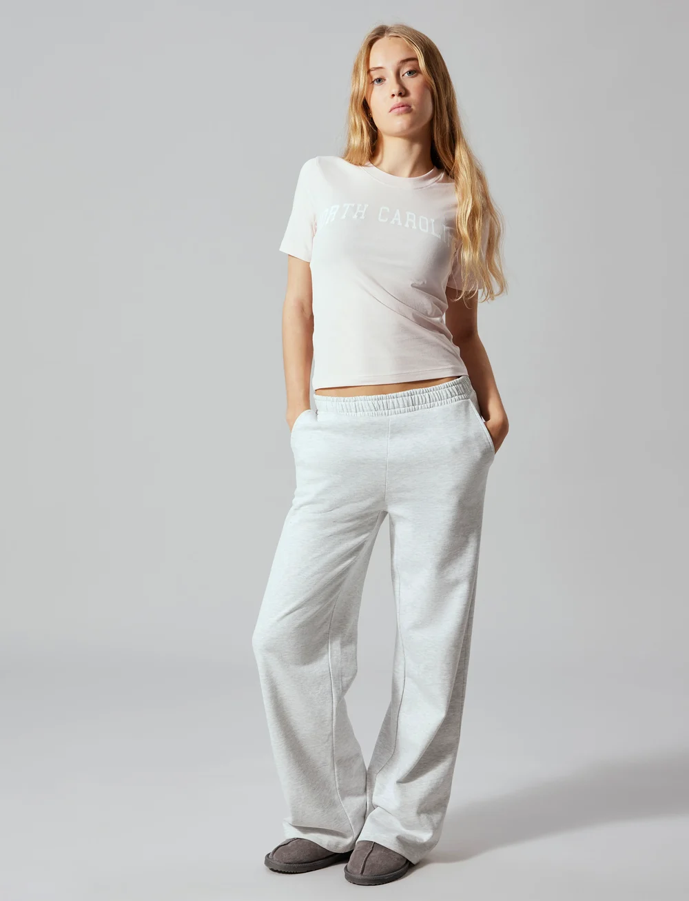 LMTD - NLFNIZU BRU LW WIDE SWEAT PANT NOOS - jogginghosen - light grey melange - 3