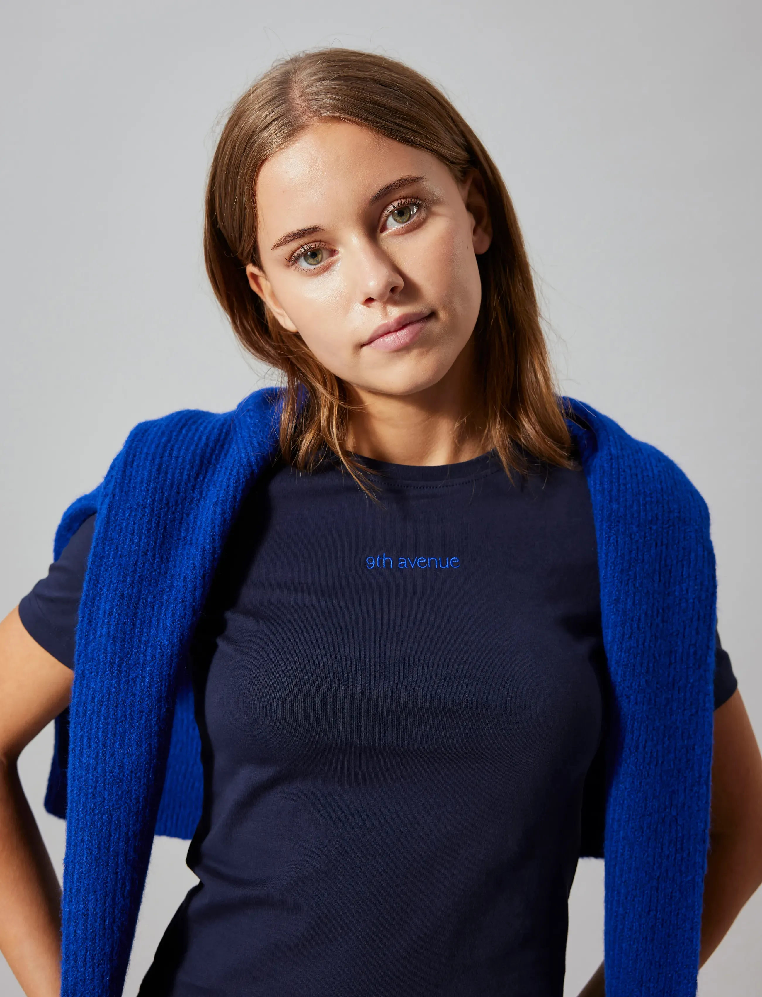 LMTD - NLFFAVE SS SHORT XS TOP - trumpomis rankovėmis - navy blazer - 3