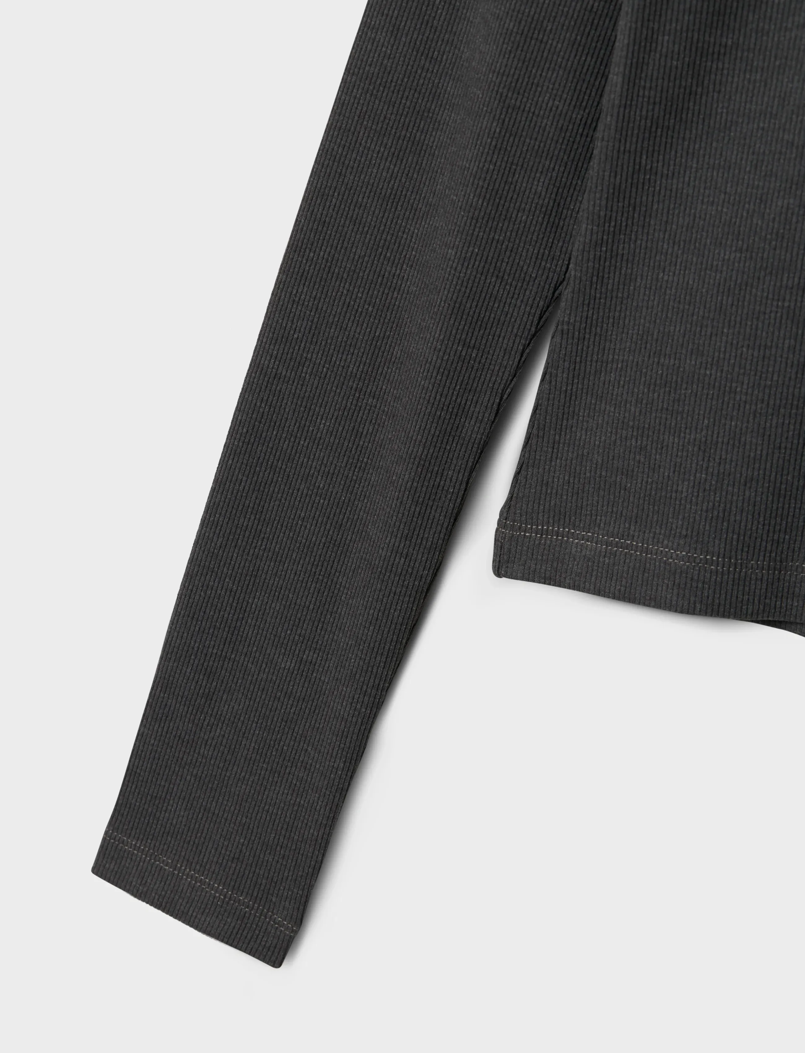 LMTD - NLFHINAJA LS SOLID SHORT S TOP NOOS - t-shirts - dark grey melange - 4