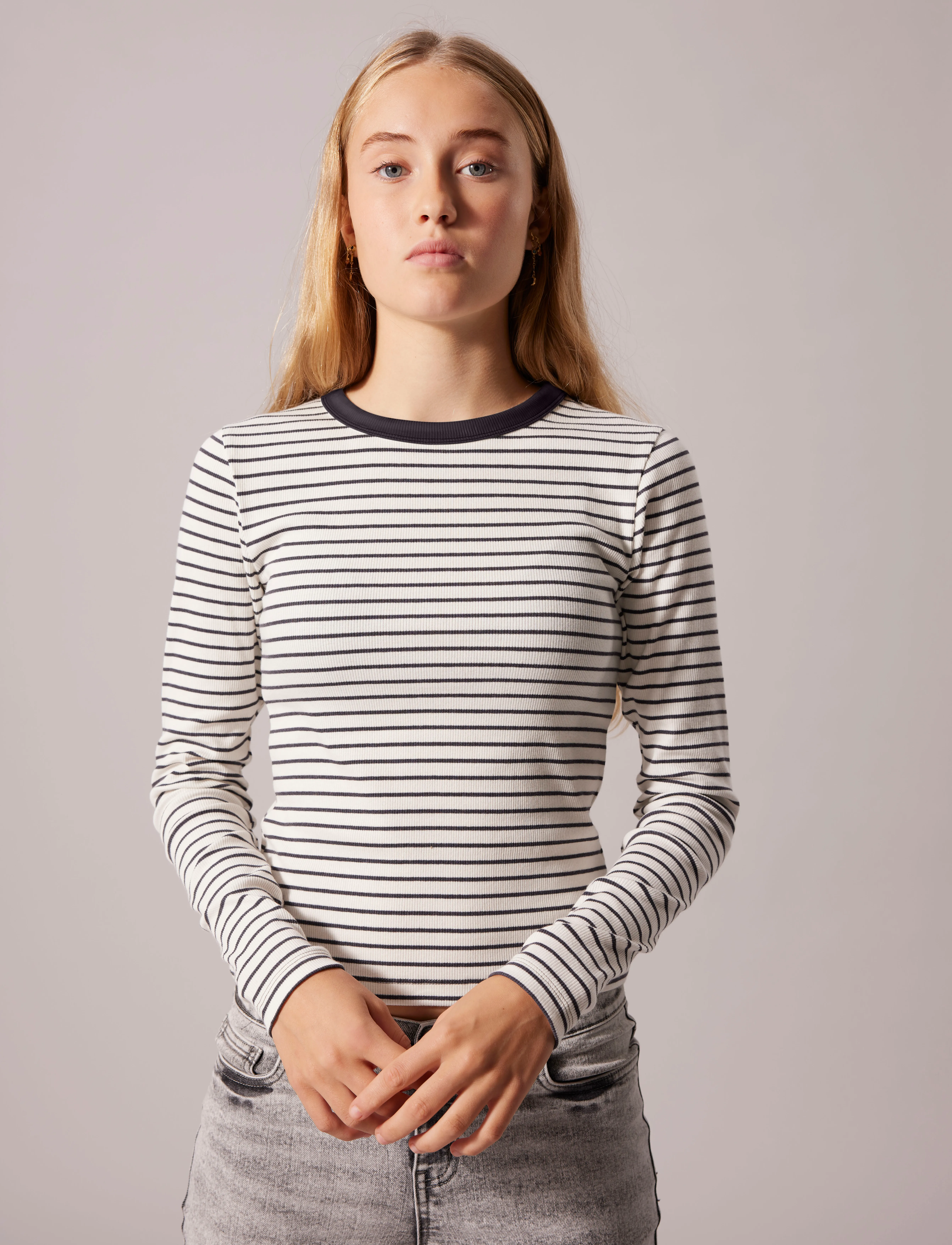LMTD - NLFHINAJA LS STRIPE SHORT S TOP NOOS - long-sleeved t-shirts - dark grey melange - 2