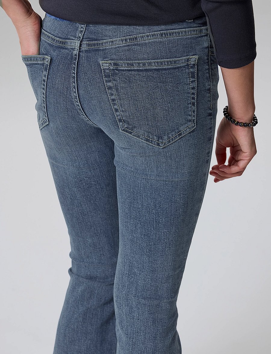 LMTD - NLFBLI DNM LW S FLARED PANT NOOS - alt laienevad teksad - medium blue denim - 0