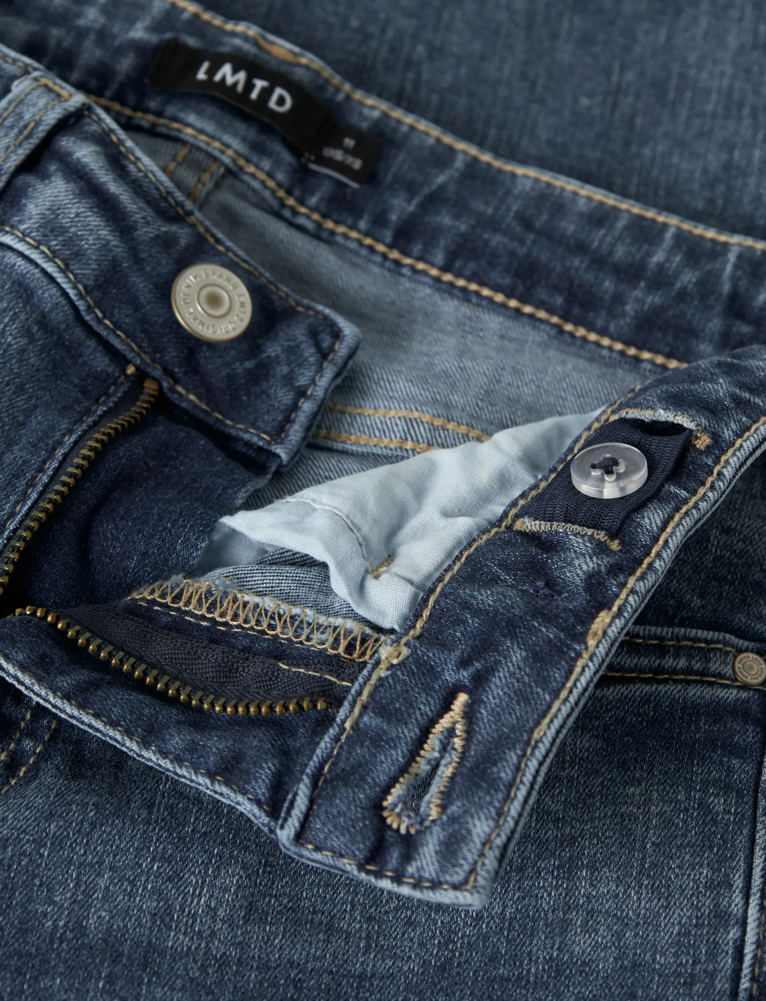 LMTD - NLFBLI DNM LW S FLARED PANT NOOS - alt laienevad teksad - medium blue denim - 5