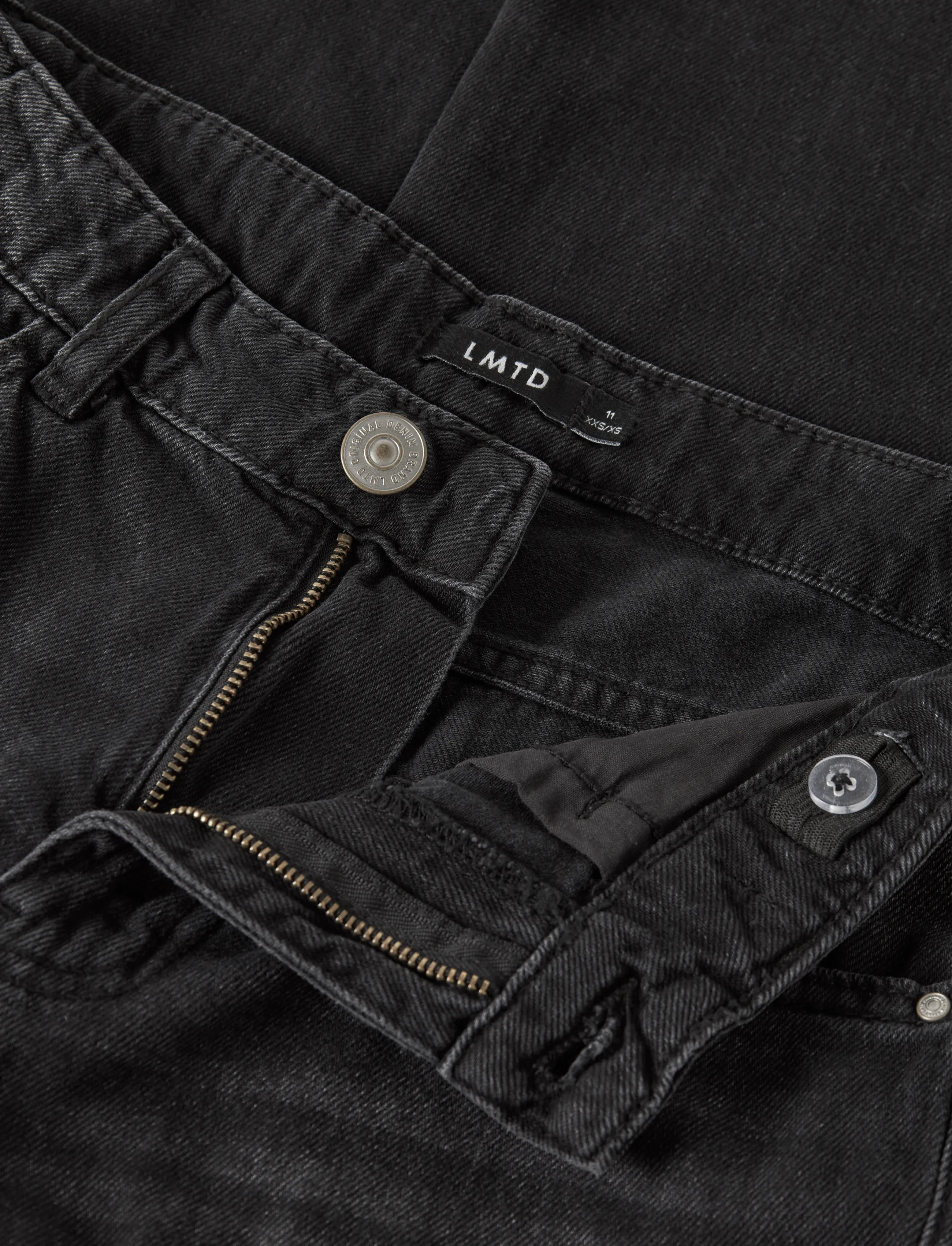 LMTD - NLMBEX DMN R LOOSE PANT NOOS - loose jeans - black denim - 2
