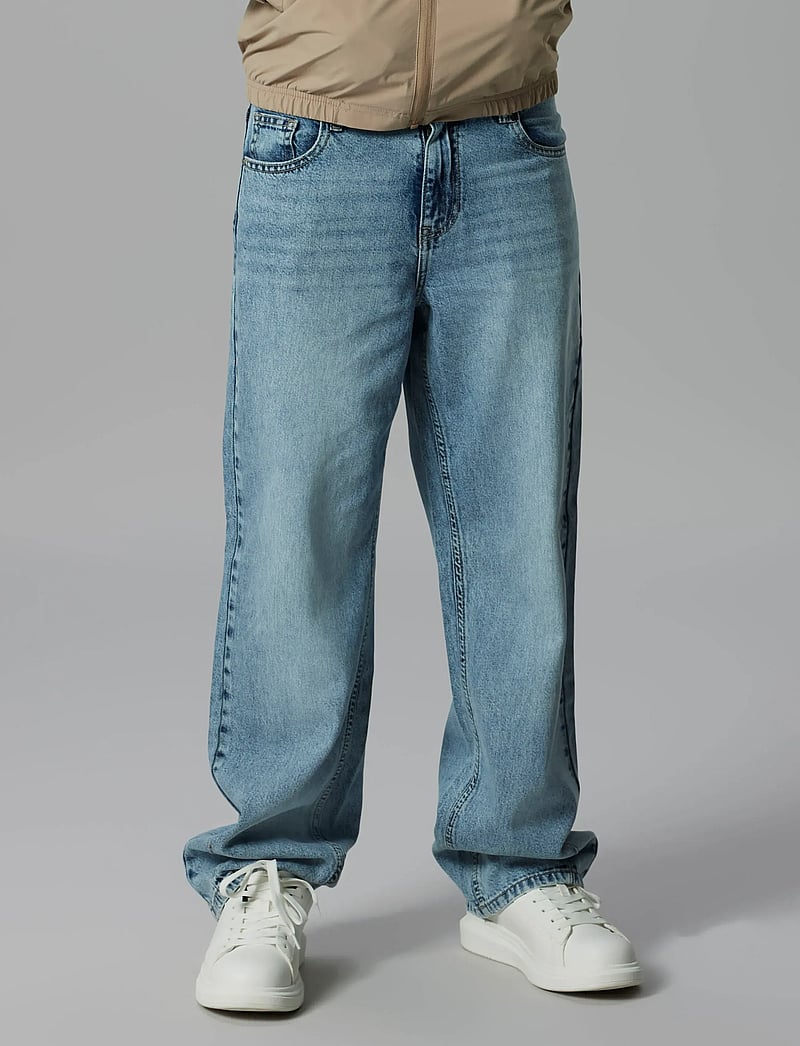 LMTD - NLMBEX DMN R LOOSE PANT - loose jeans - light blue denim - 0