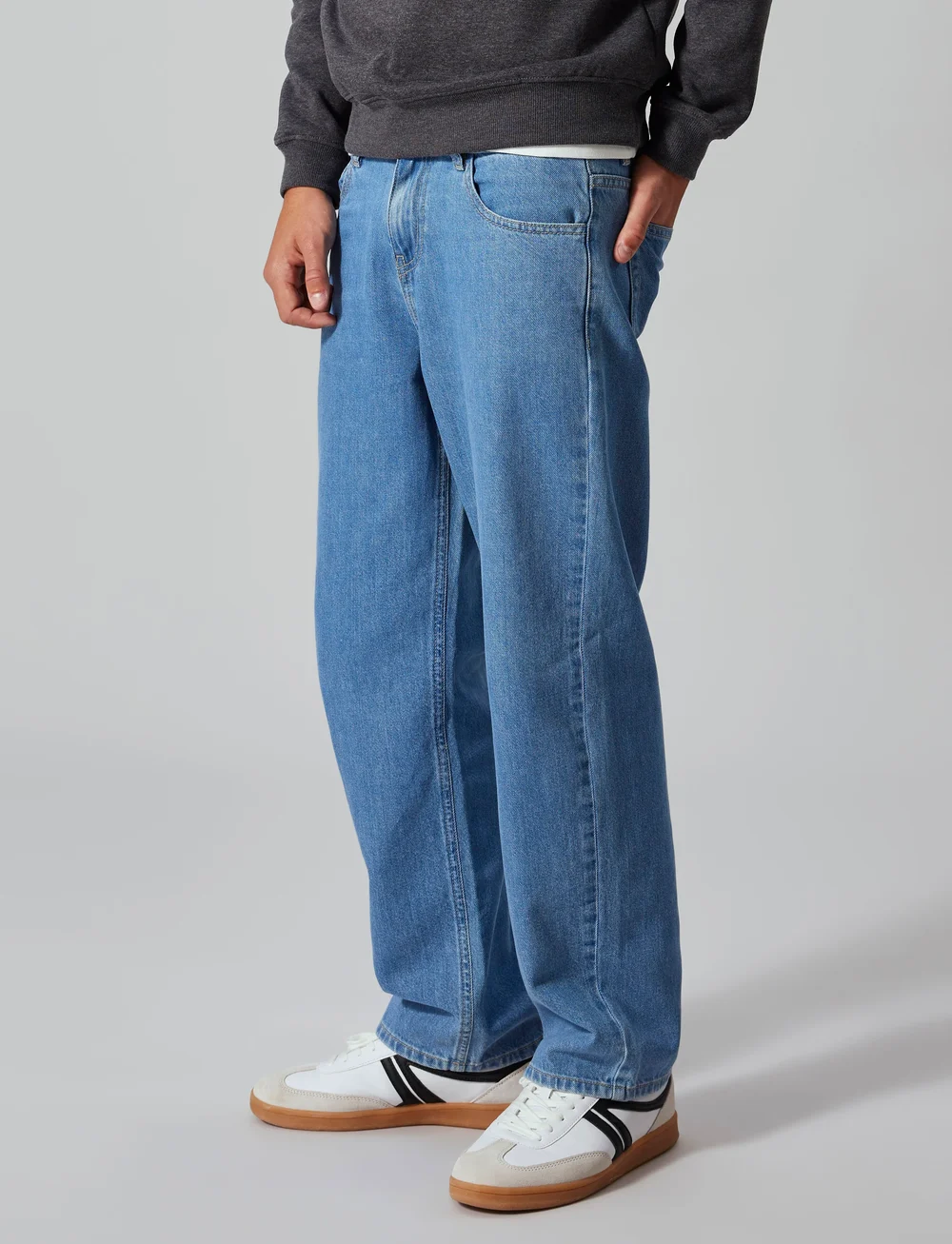 LMTD - NLMBEX DNM R STRAIGHT PANT NOOS - loose jeans - medium blue denim - 2