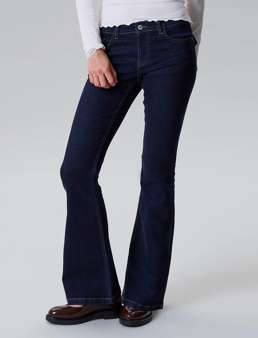 LMTD - NLFBLIBLING DNM S LW FLARED PANT - bootcut jeans - dark blue denim - 4