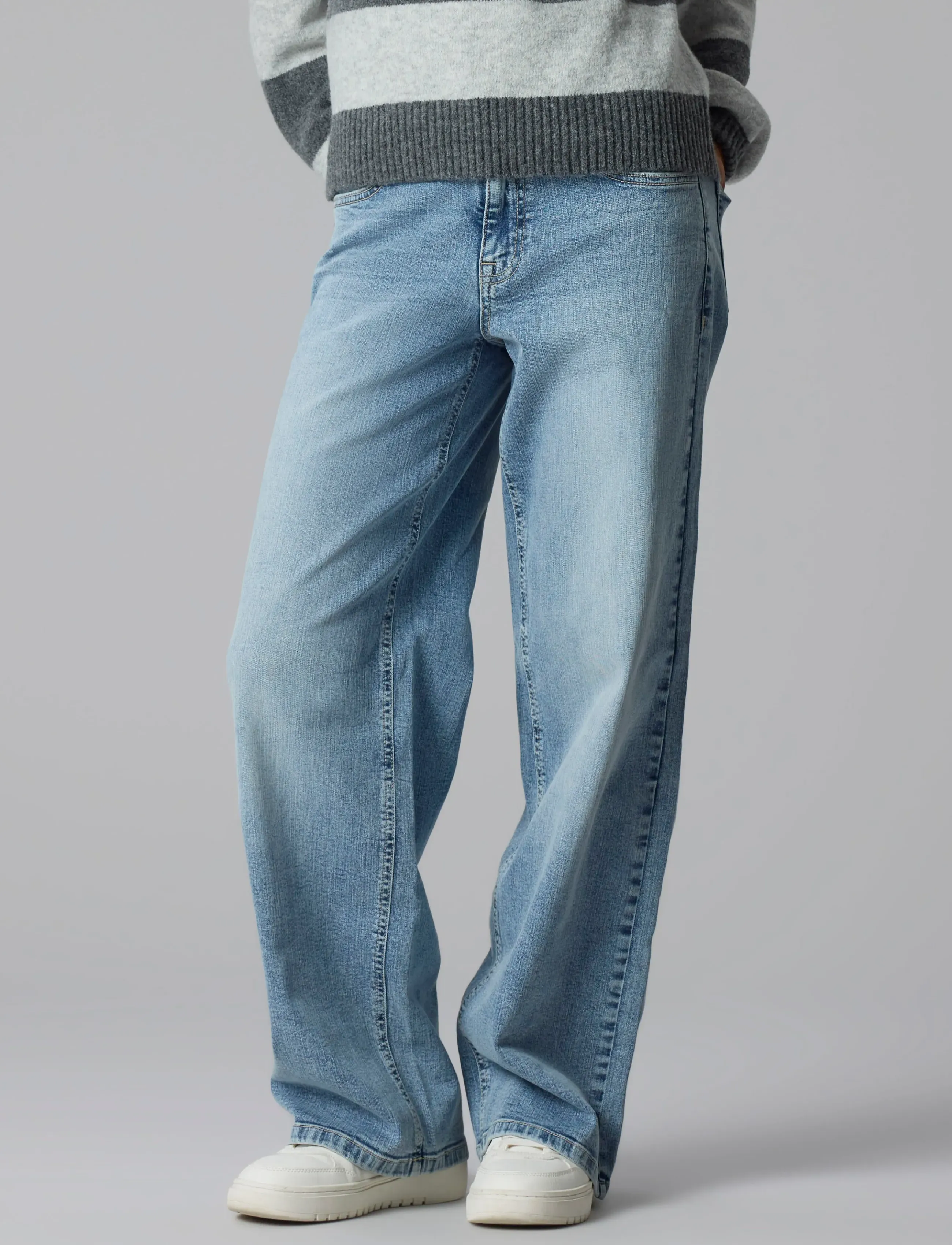LMTD NLFBLI DNM NW R WIDE PANT NOOS - Teksad - LIGHT BLUE DENIM / blue