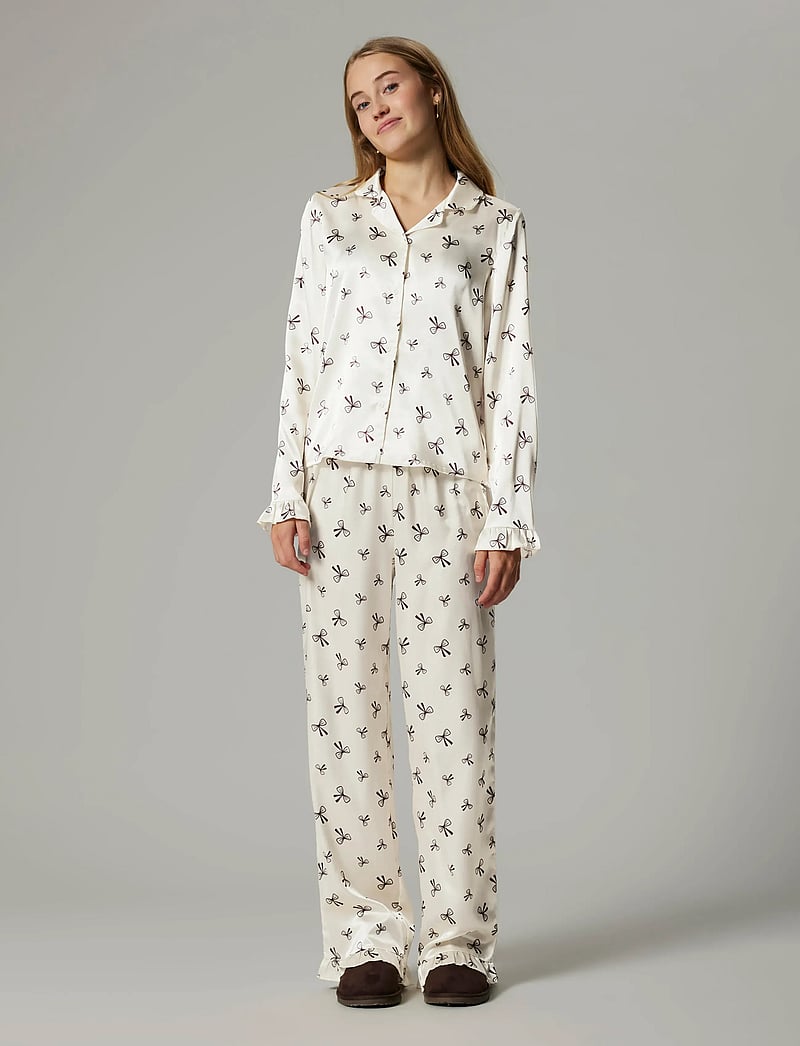 LMTD - NLFBOW SATIN PYJAMAS - pyjama-sets - antique white - 0