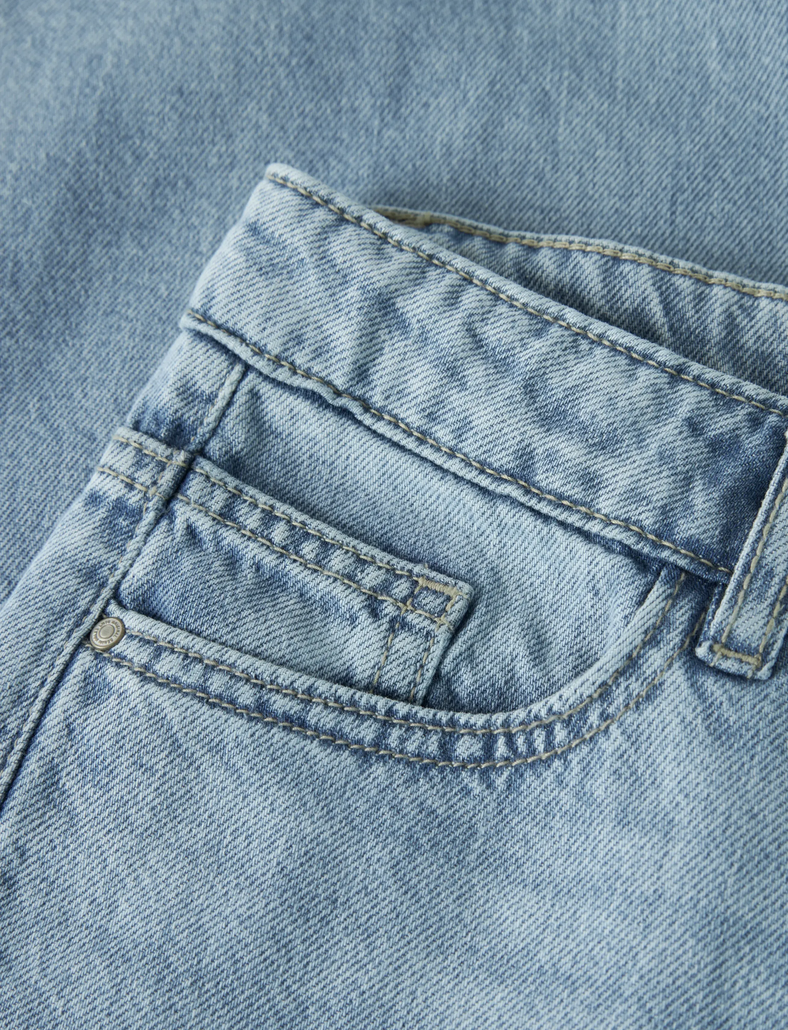 LMTD - NLFBETT DNM LW R STRAIGHT PANT NOOS - regular jeans - light blue denim - 4