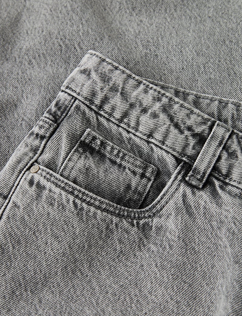 LMTD - NLFBIRM LW WIDE PANT NOOS - laia säärega teksad - light grey denim - 4