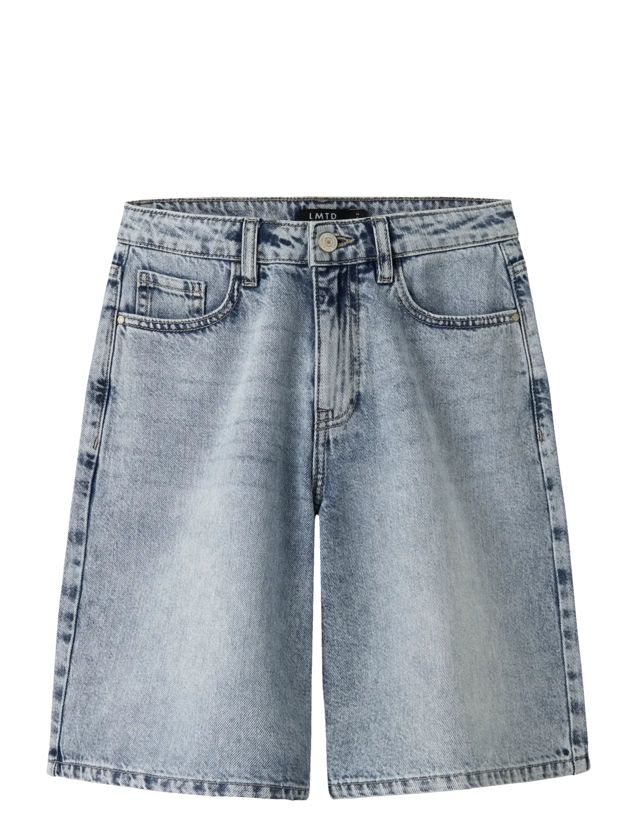 LMTD NLFBETT DNM NW BERMUDA SHORTS - Shorts - LIGHT BLUE DENIM / blue