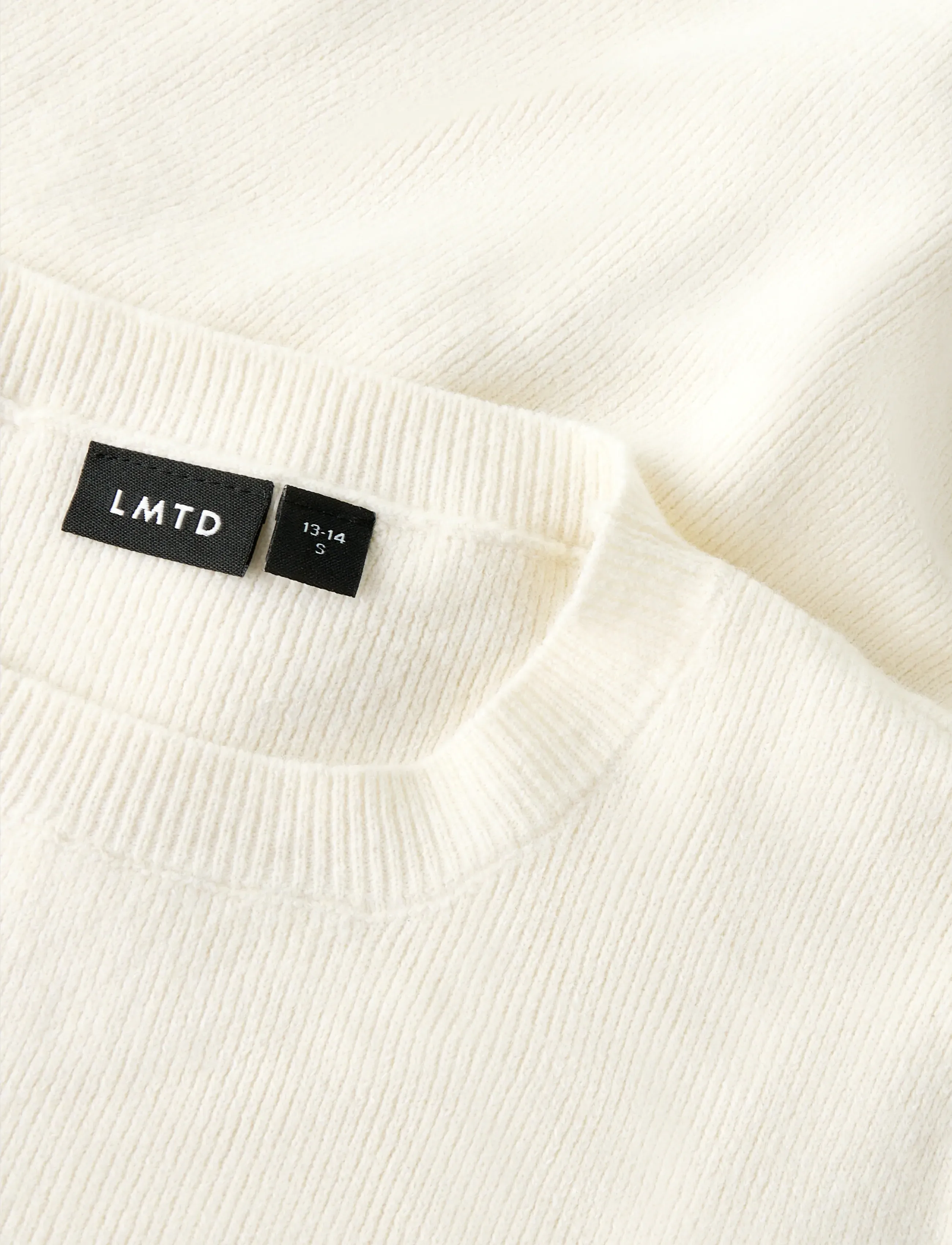 LMTD - NLFHEAVE SS SHORT S KNIT TOP - lyhythihaiset t-paidat - white alyssum - 4