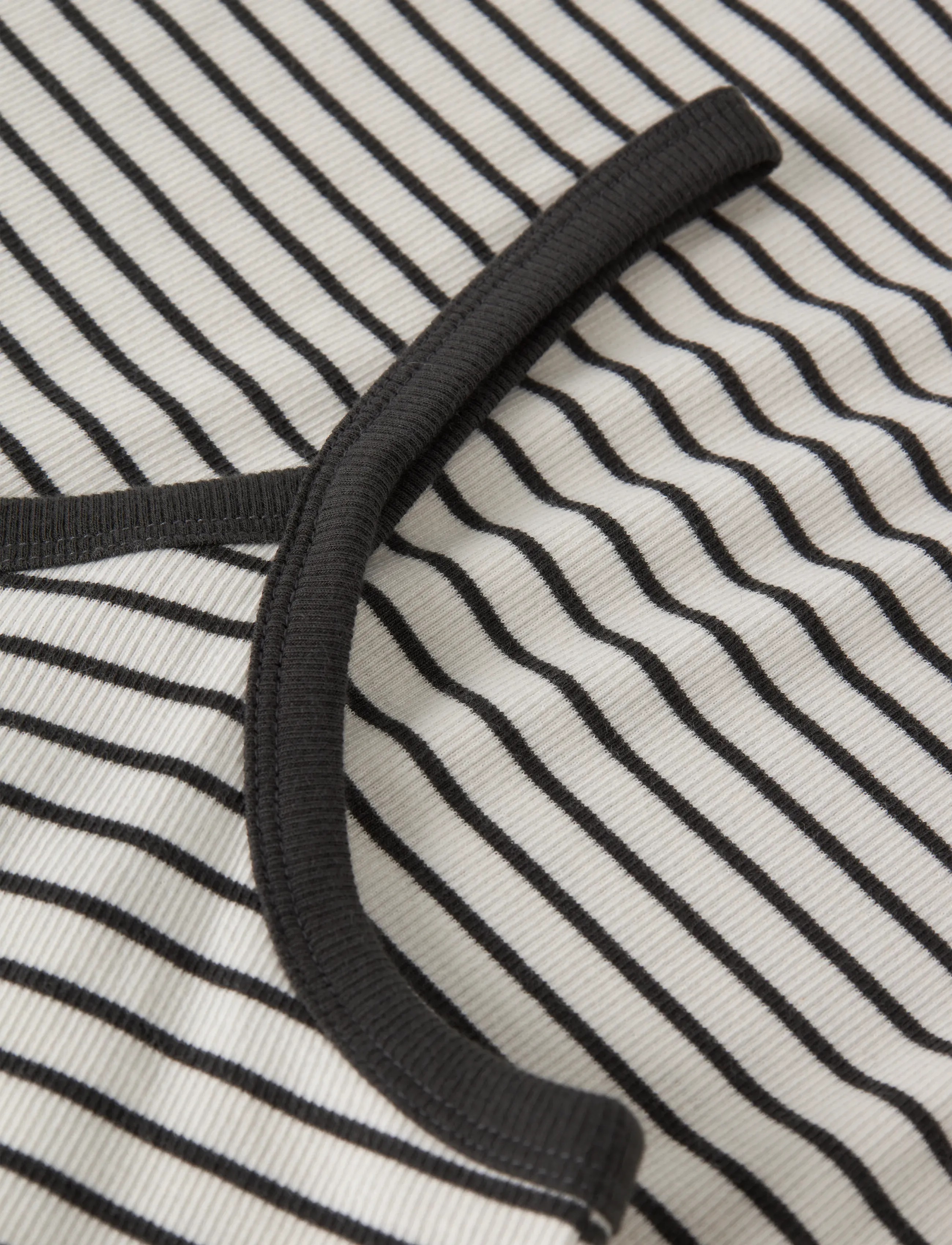 LMTD - NLFHINAJA STRIPE SHORT STRAP DRESS - sukienki codzienne bez rękawów - white alyssum - 3