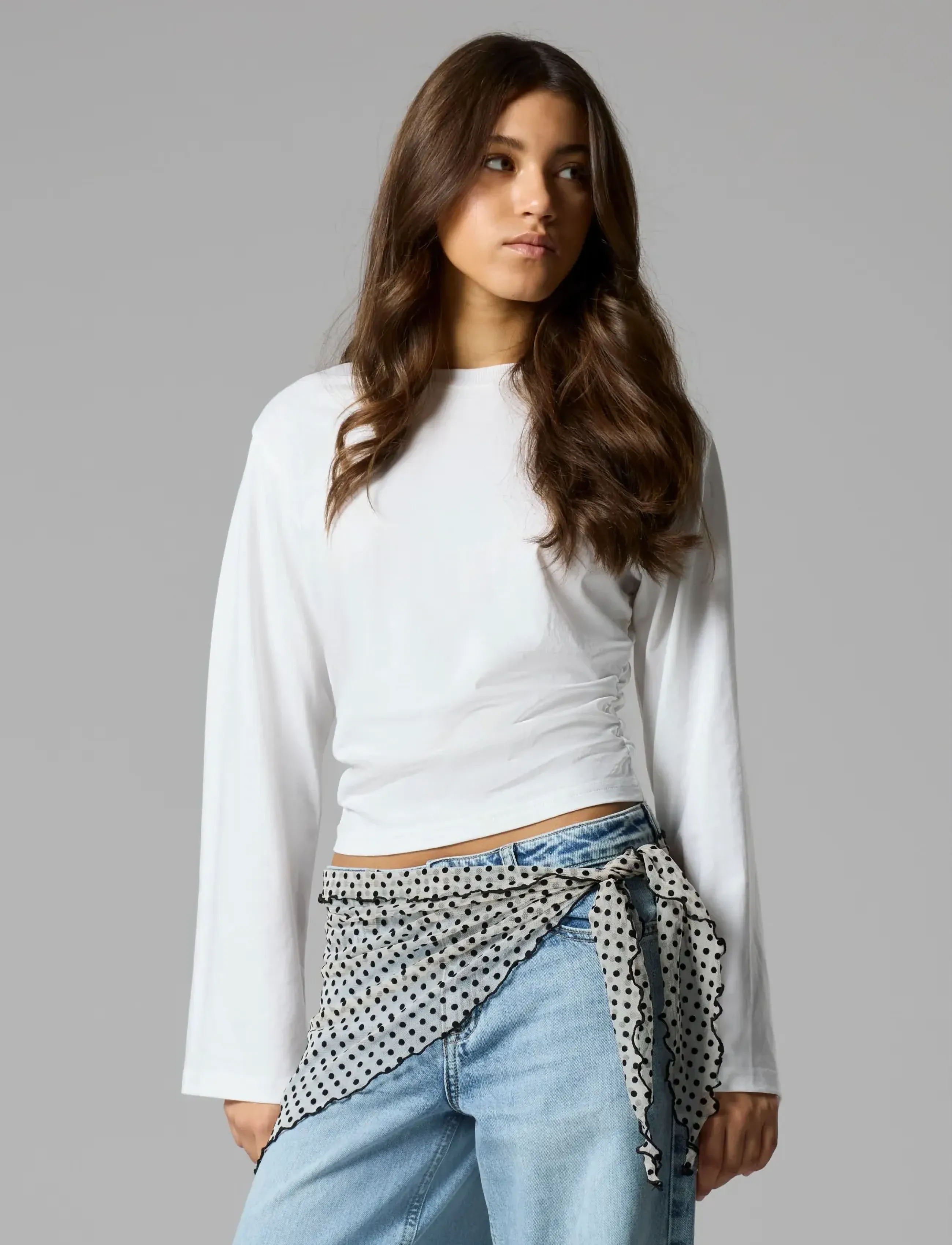 LMTD - NLFNOVEGAT LS SHORT RUCHED TOP - t-krekli ar garām piedurknēm - bright white - 4