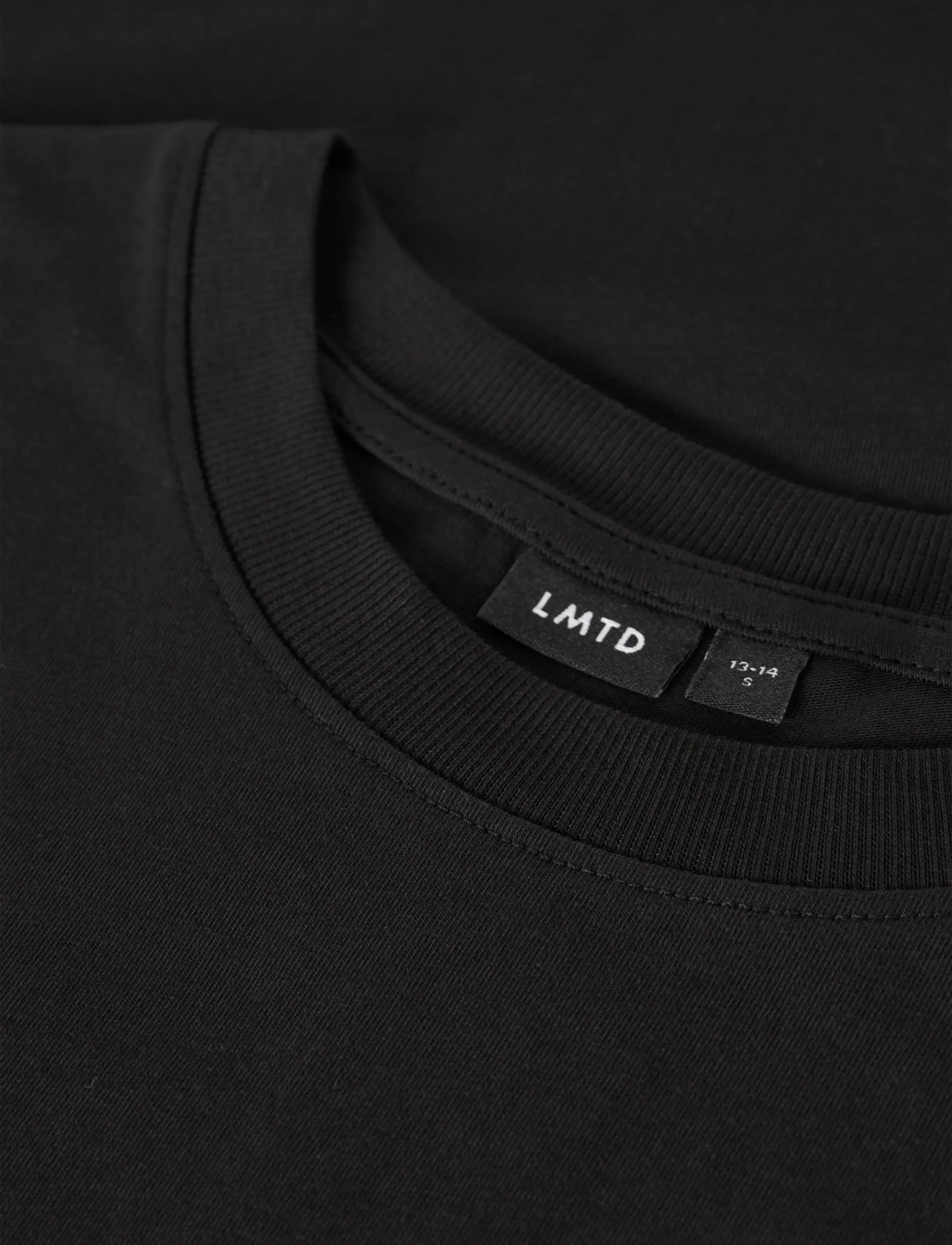 LMTD - NLNNEVOLLO SS RLX TOP NOOS - lühikeste varrukatega t-särgid - black - 1