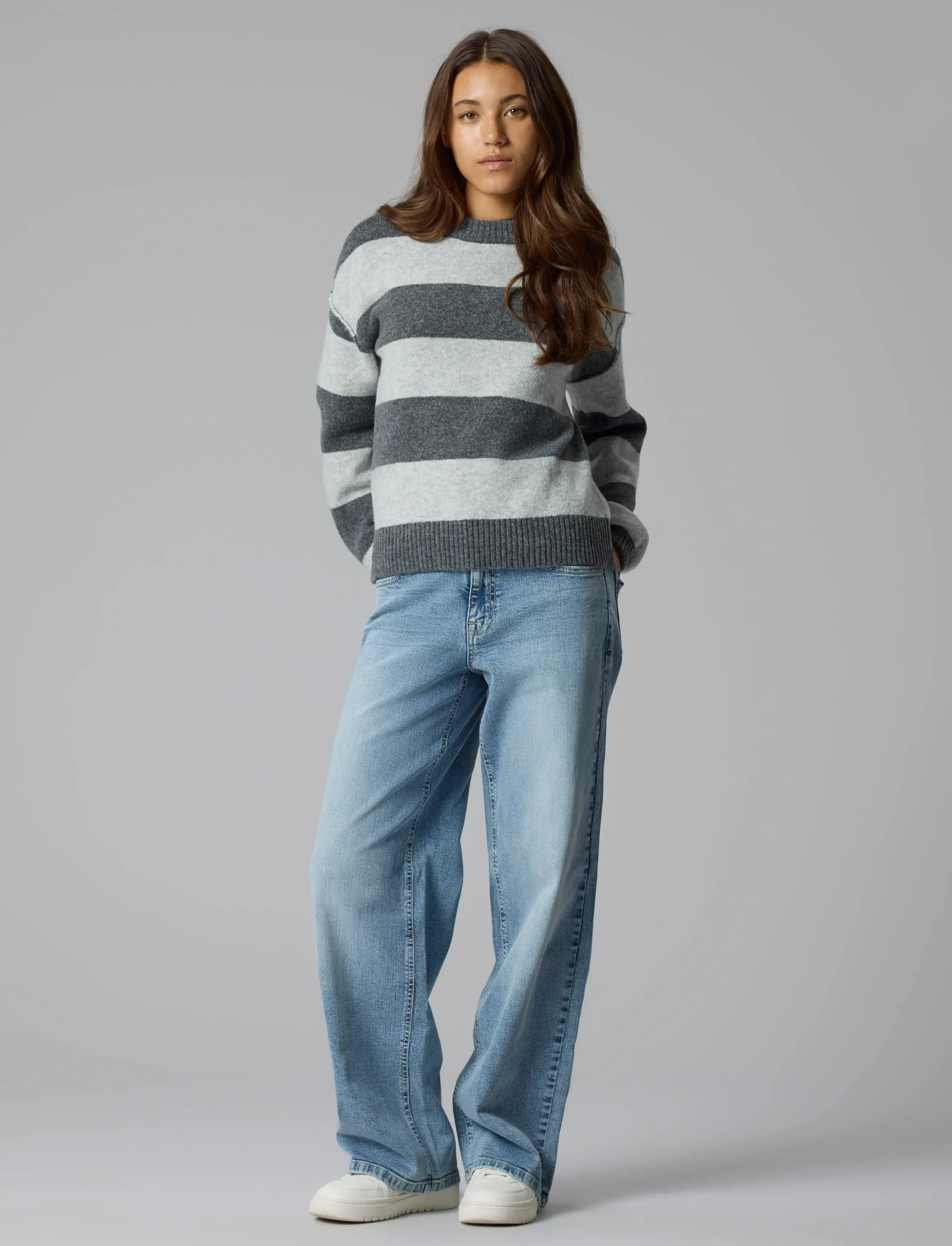 LMTD - NLFBYNTHE STRIPE LS SHORT KNIT NOOS - dark grey melange - 3