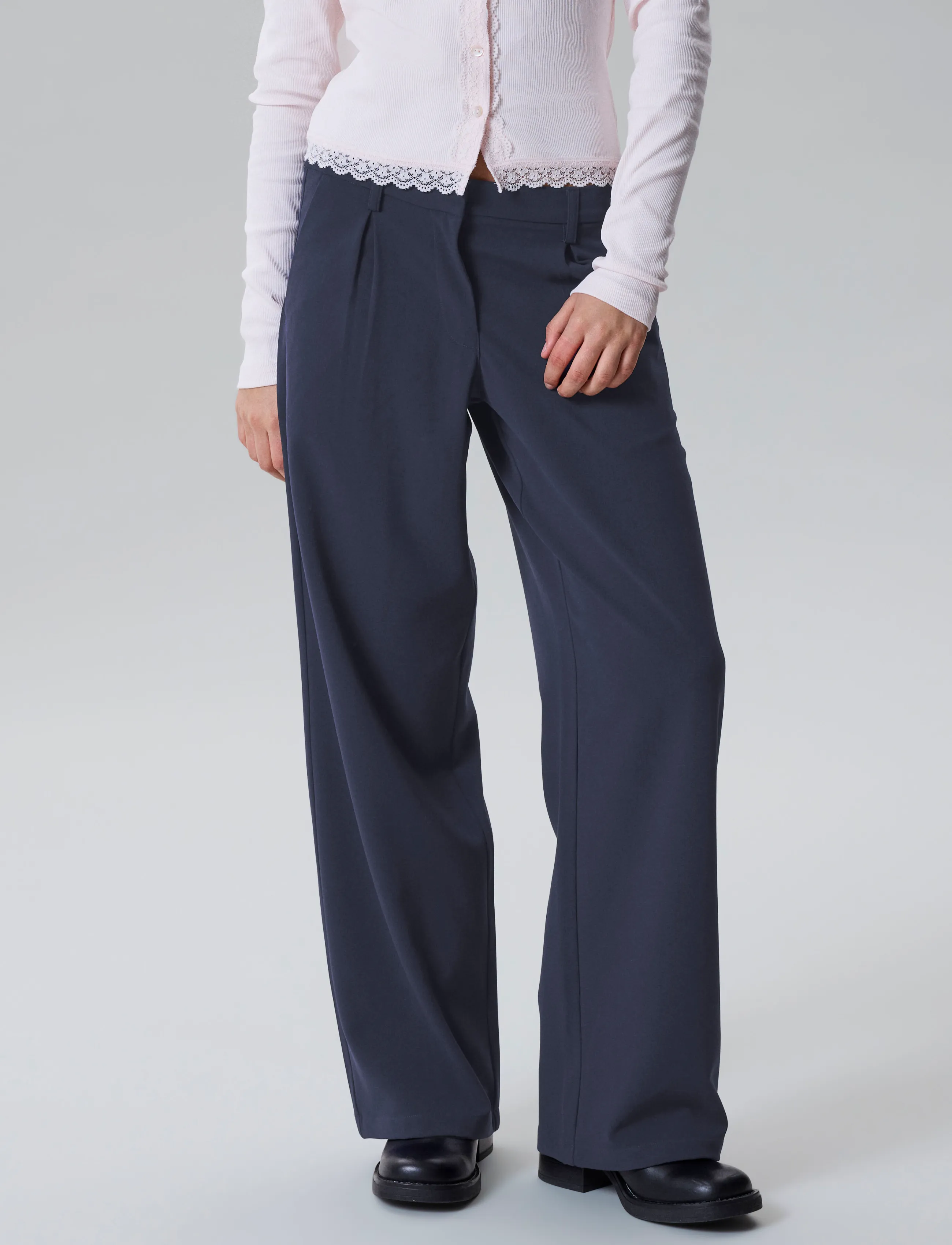 LMTD - NLFLUIS NW PLEAT WIDE PANT NOOS - bukser - dark sapphire - 4