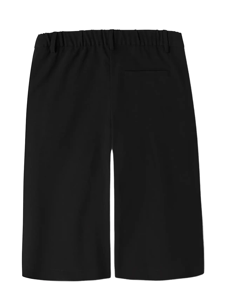 LMTD - NLFLUIS NW PLEAT KNICKERS - chino lühikesed püksid - black - 1