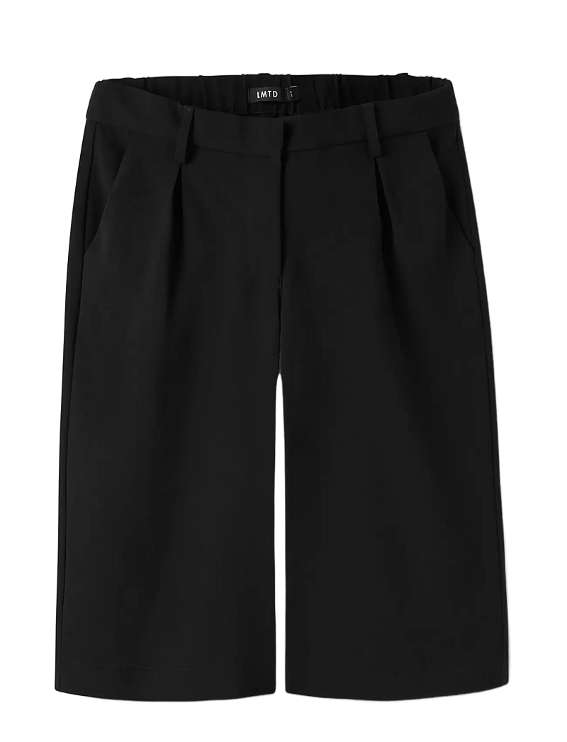 LMTD - NLFLUIS NW PLEAT KNICKERS - chino lühikesed püksid - black - 2