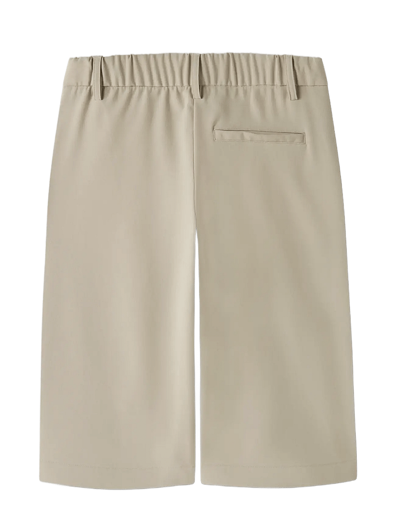 LMTD - NLFLUIS NW PLEAT KNICKERS - chino lühikesed püksid - white pepper - 1