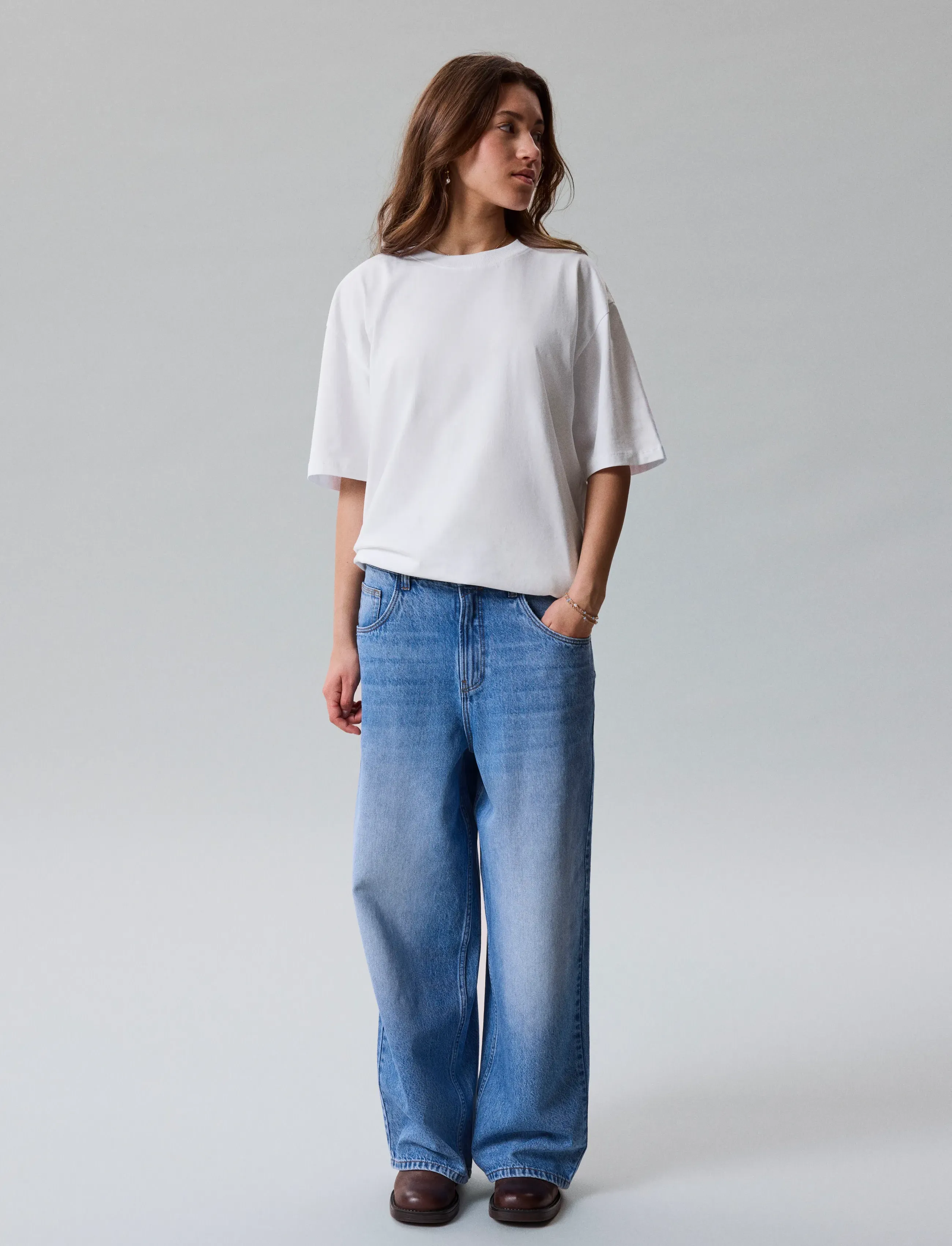 LMTD - NLNBIRM DNM SKATE LOOSE PANT - alt laienevad teksad - medium blue denim - 5
