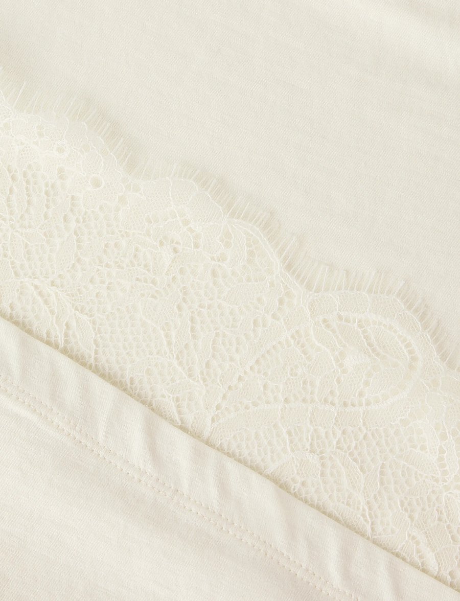 LMTD - NLFBELLA SS L LACE TOP - kurzärmelige - white alyssum - 4