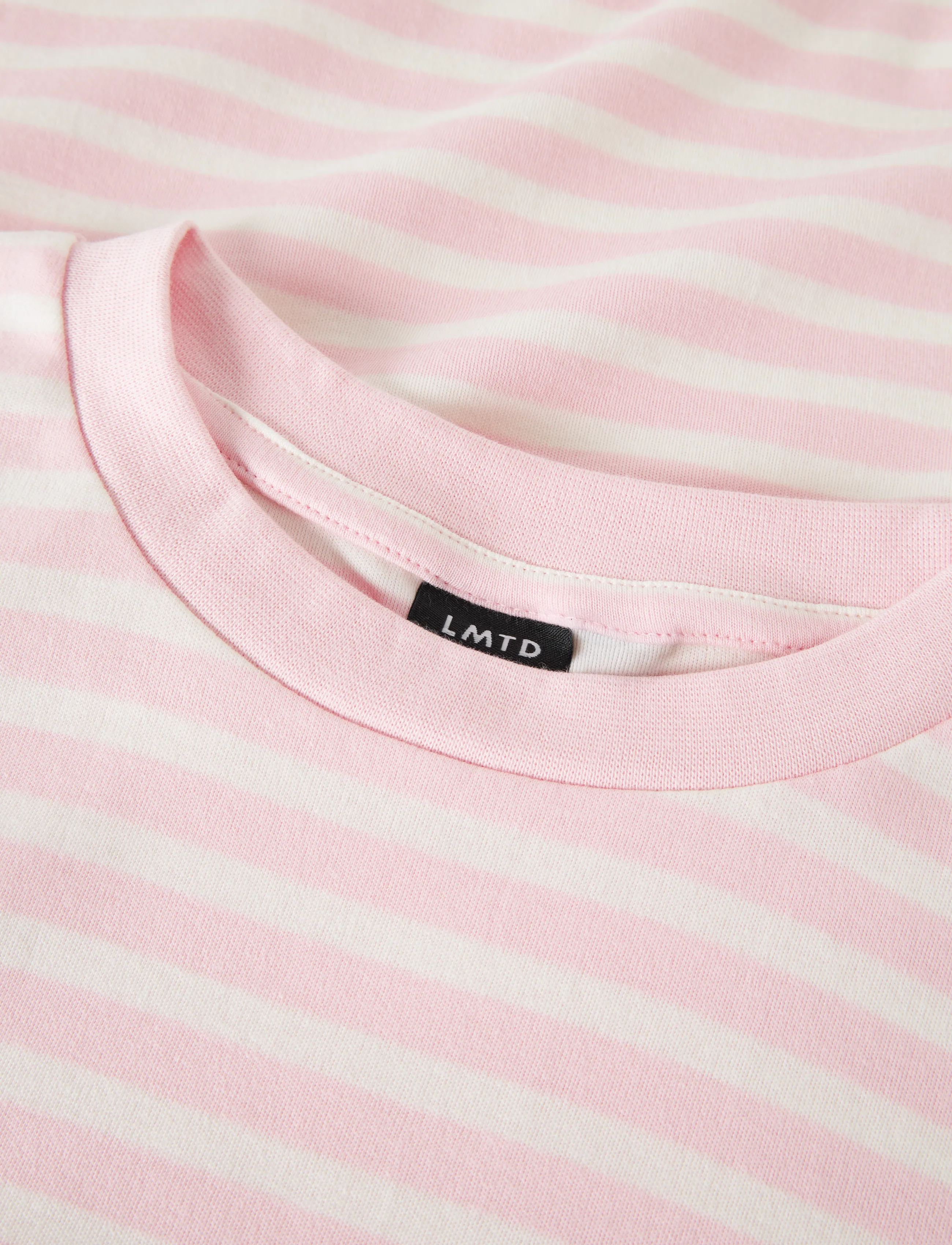LMTD - NLFRAIN SS RLX TOP - kurzärmelige - parfait pink - 2