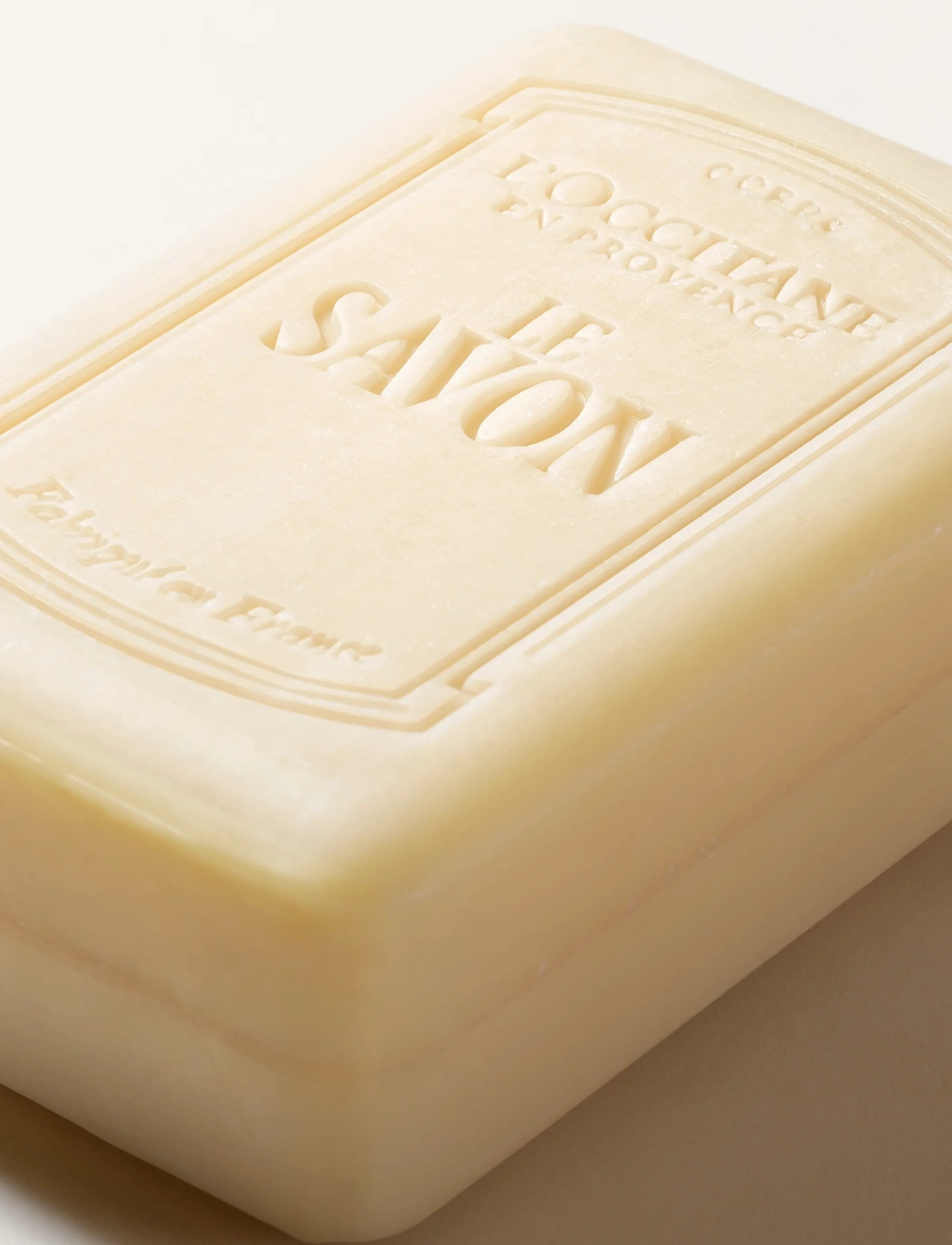 L'Occitane - Shea Butter (Karité) Lavender Body Soap 250g - sæbebarer - 1017 - 0