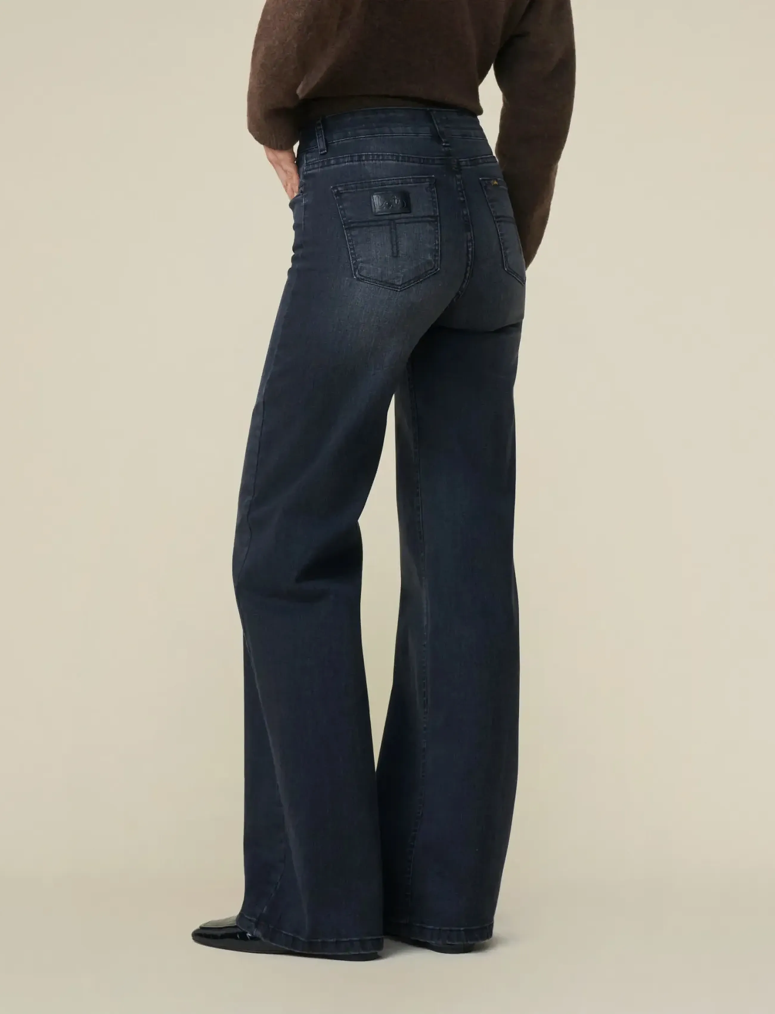 Lois Jeans - Palazzo - utsvängda jeans - donatella black - 4